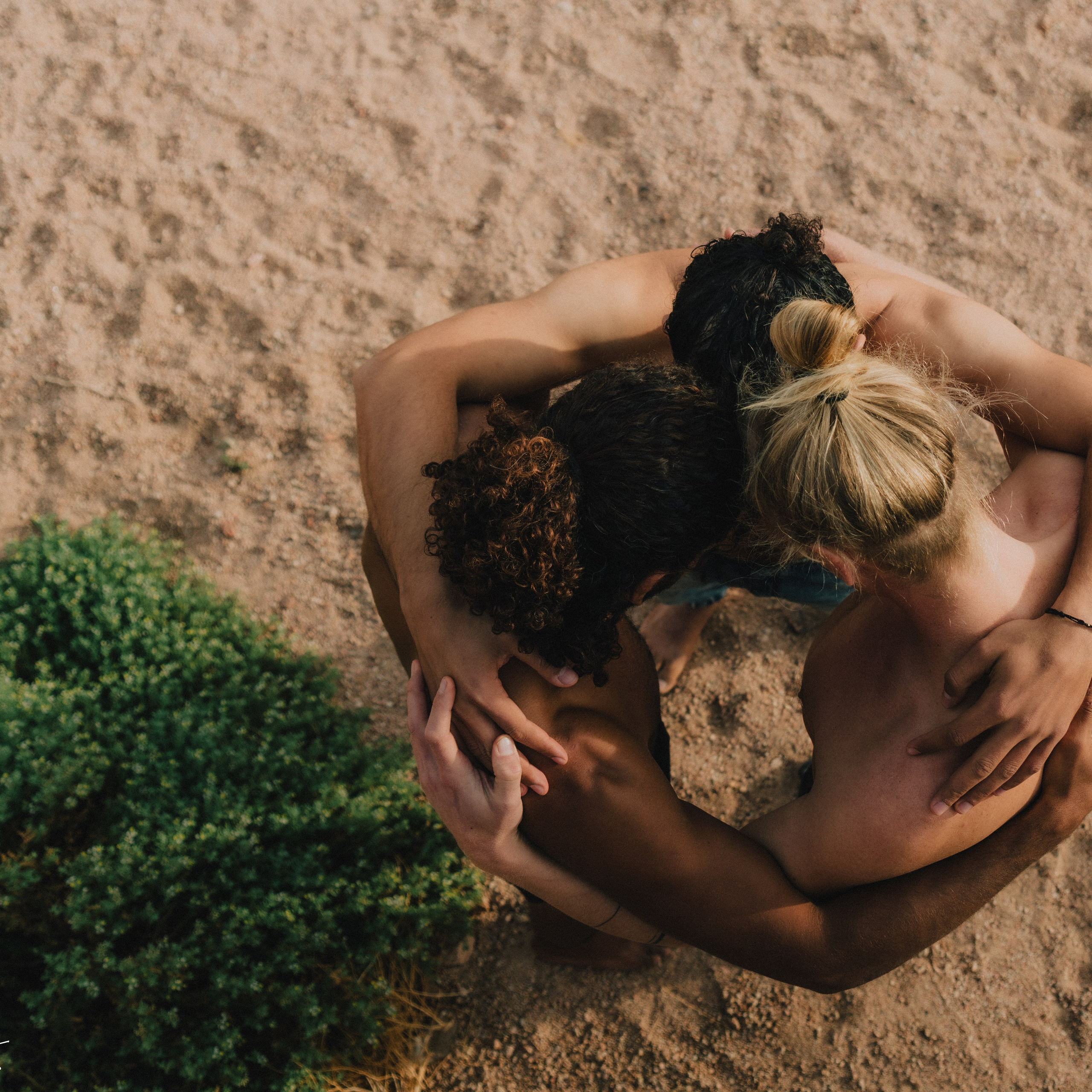 Yoga Retreat. Lifestyle and wedding photographer in Dubai Valeria Kikvidze