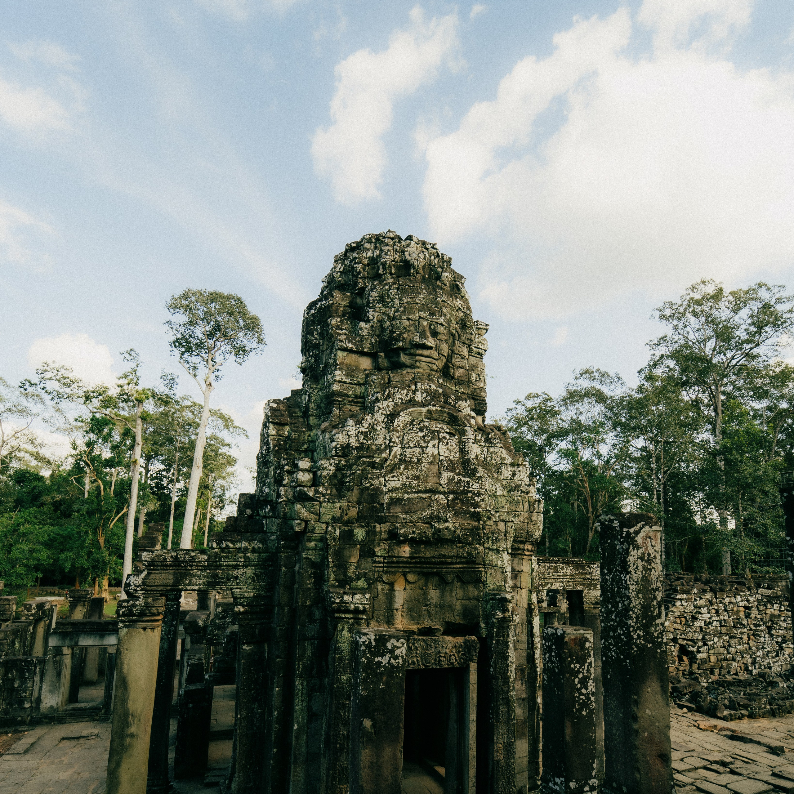 Angkor Wat. Lifestyle and wedding photographer in Dubai Valeria Kikvidze