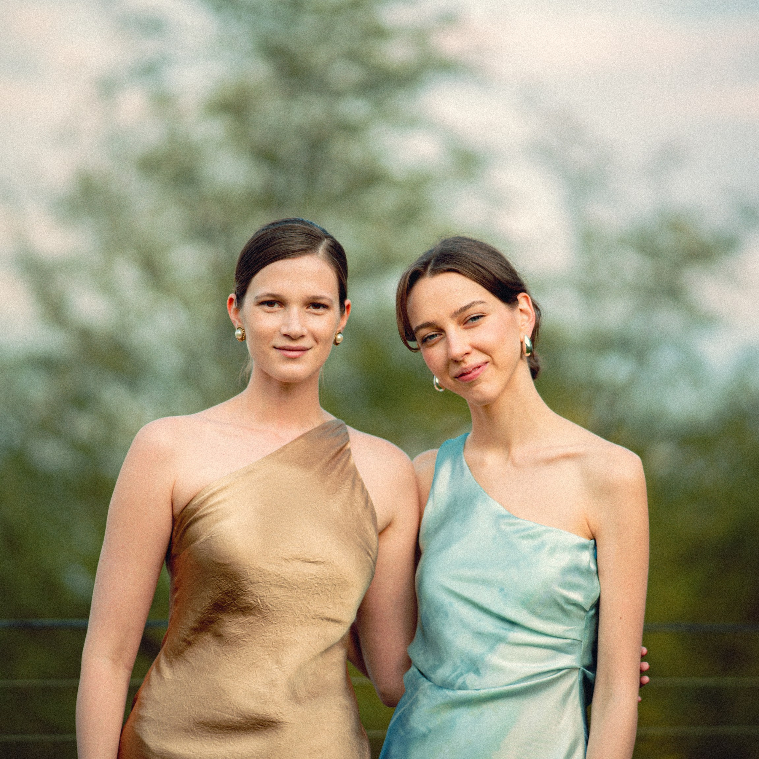 Katherine & Albina. Lifestyle and wedding photographer in Dubai Valeria Kikvidze