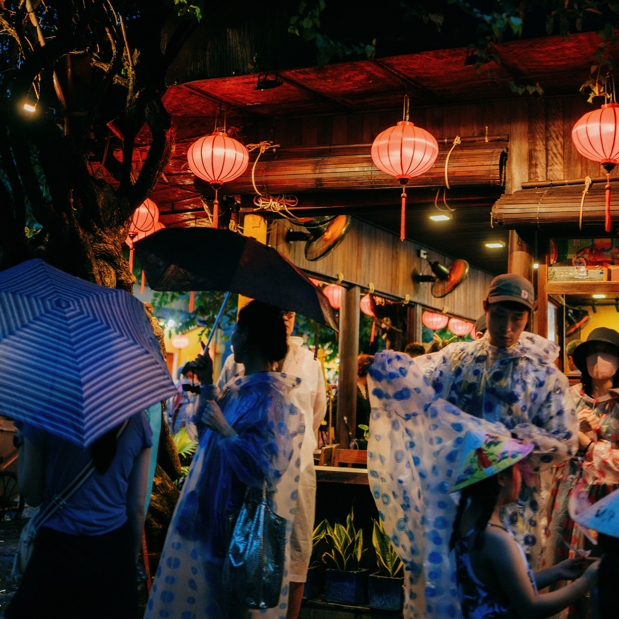 Hoi An. Lifestyle and wedding photographer in Dubai Valeria Kikvidze