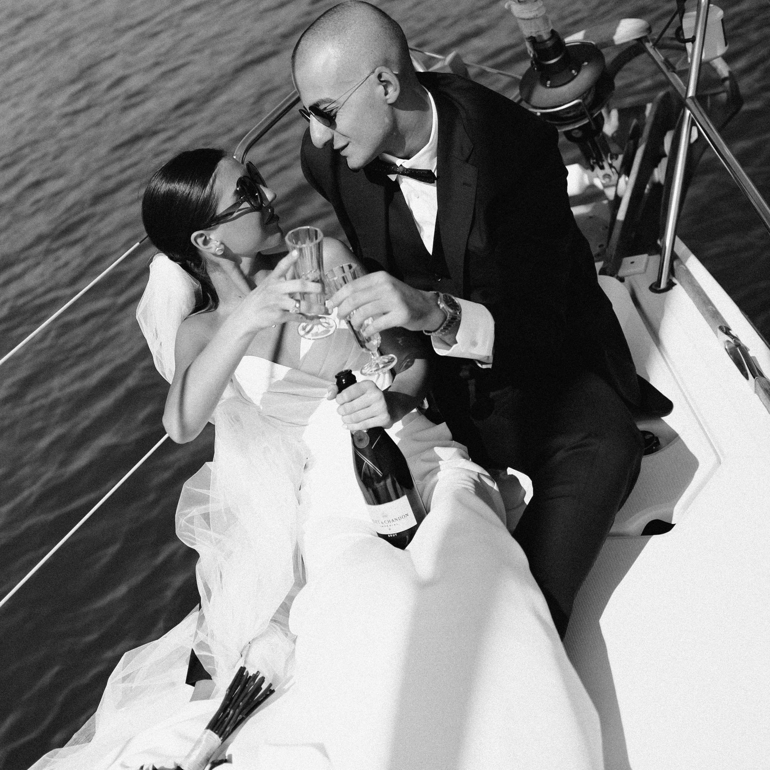 Tata B&W. Lifestyle and wedding photographer in Dubai Valeria Kikvidze
