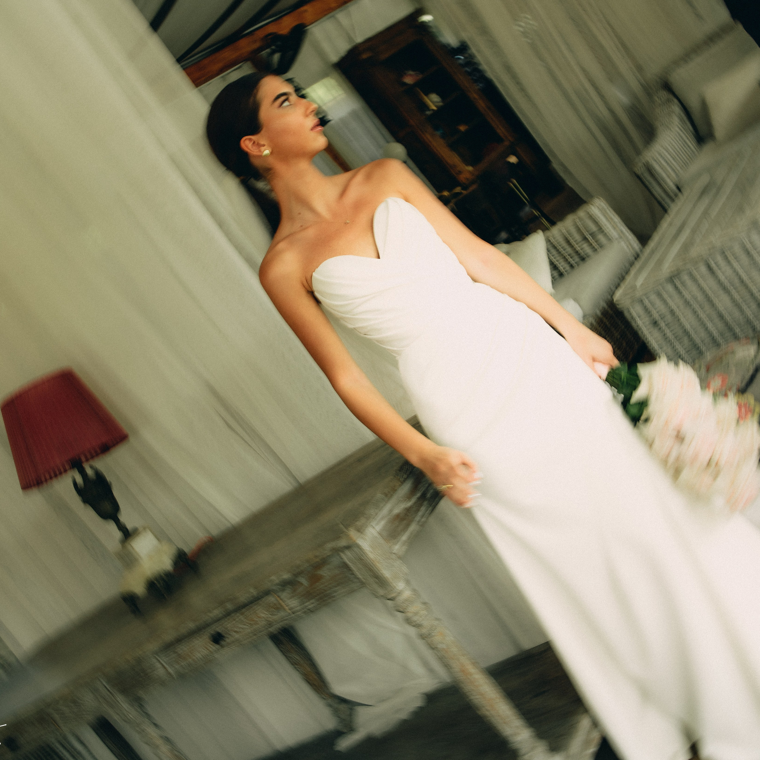 Sea of Joy. Lifestyle and wedding photographer in Dubai Valeria Kikvidze