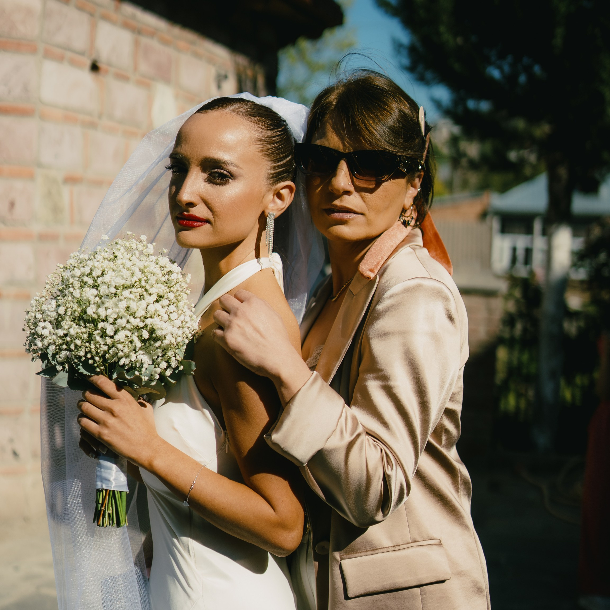 Love’s Red. Lifestyle and wedding photographer in Dubai Valeria Kikvidze