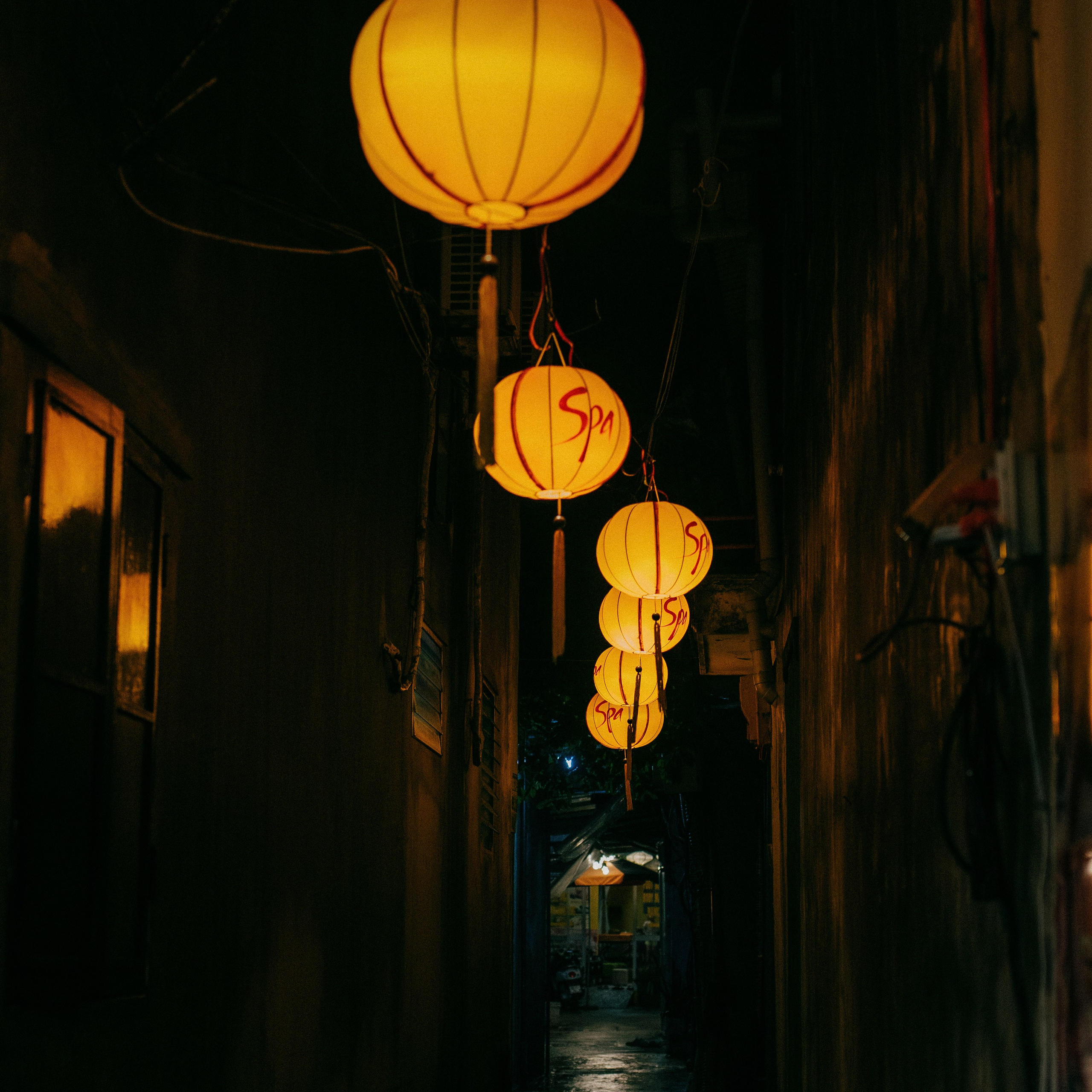 Hoi An. Lifestyle and wedding photographer in Dubai Valeria Kikvidze