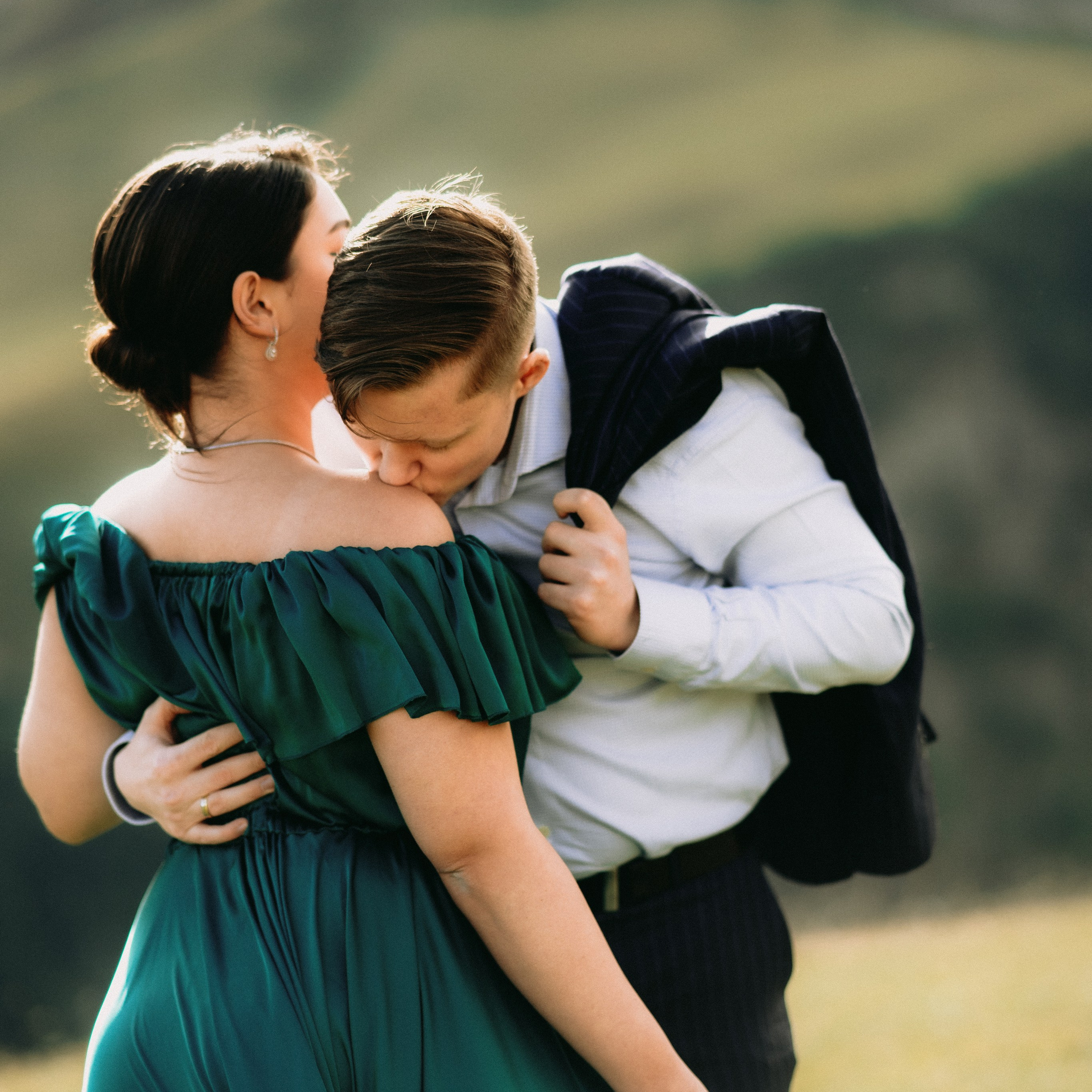 Mountain High. Lifestyle and wedding photographer in Dubai Valeria Kikvidze