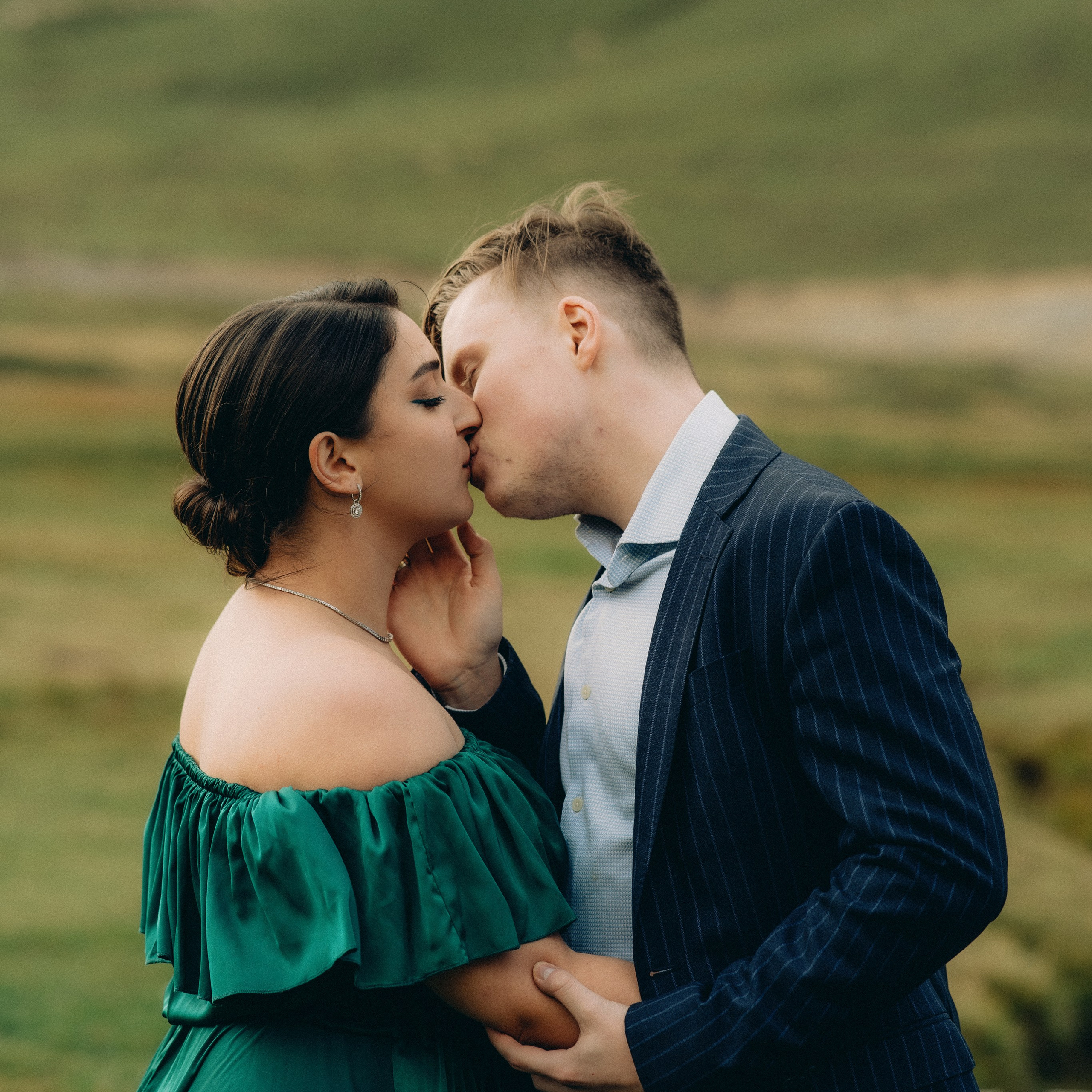 Mountain High. Lifestyle and wedding photographer in Dubai Valeria Kikvidze