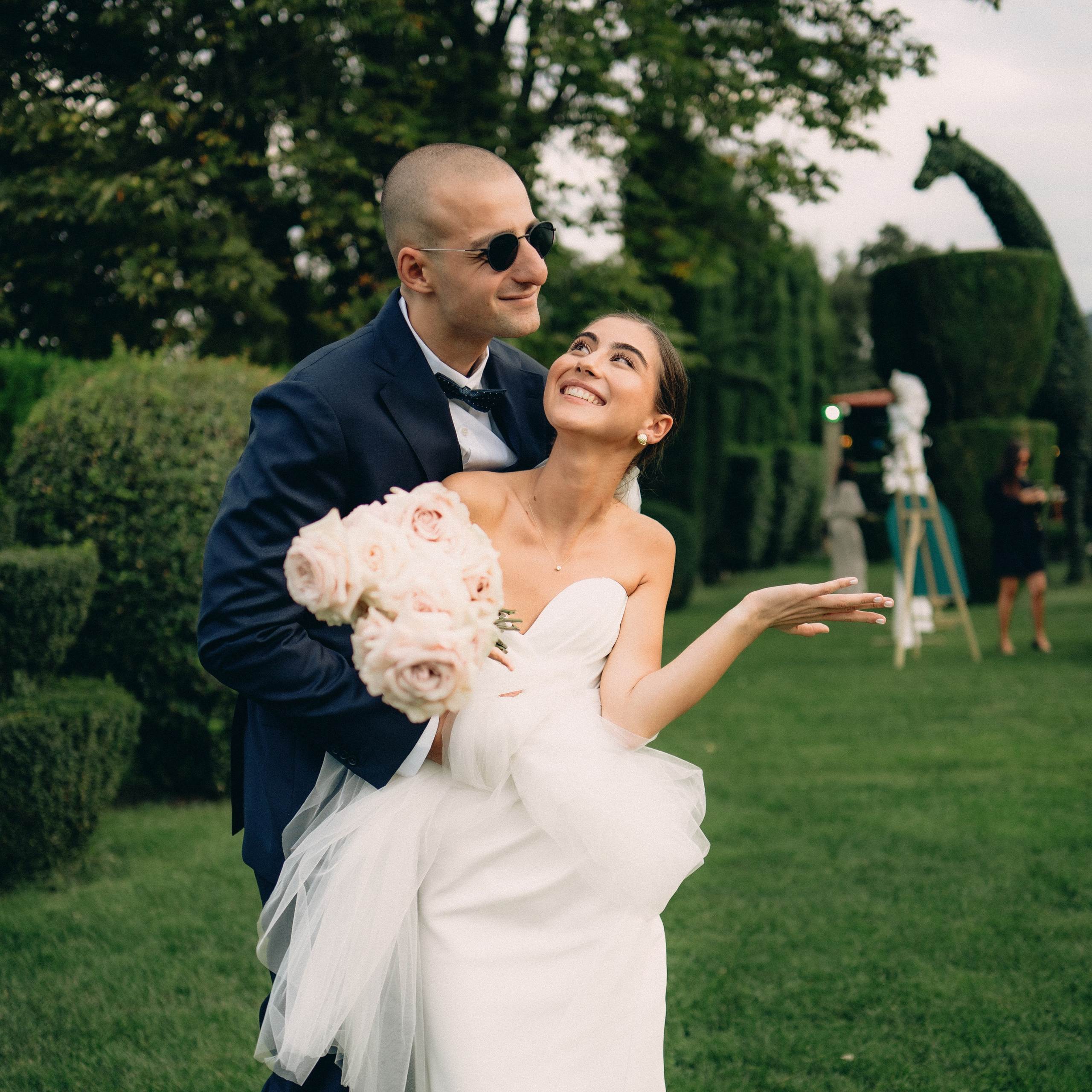 Field of love. Lifestyle and wedding photographer in Dubai Valeria Kikvidze