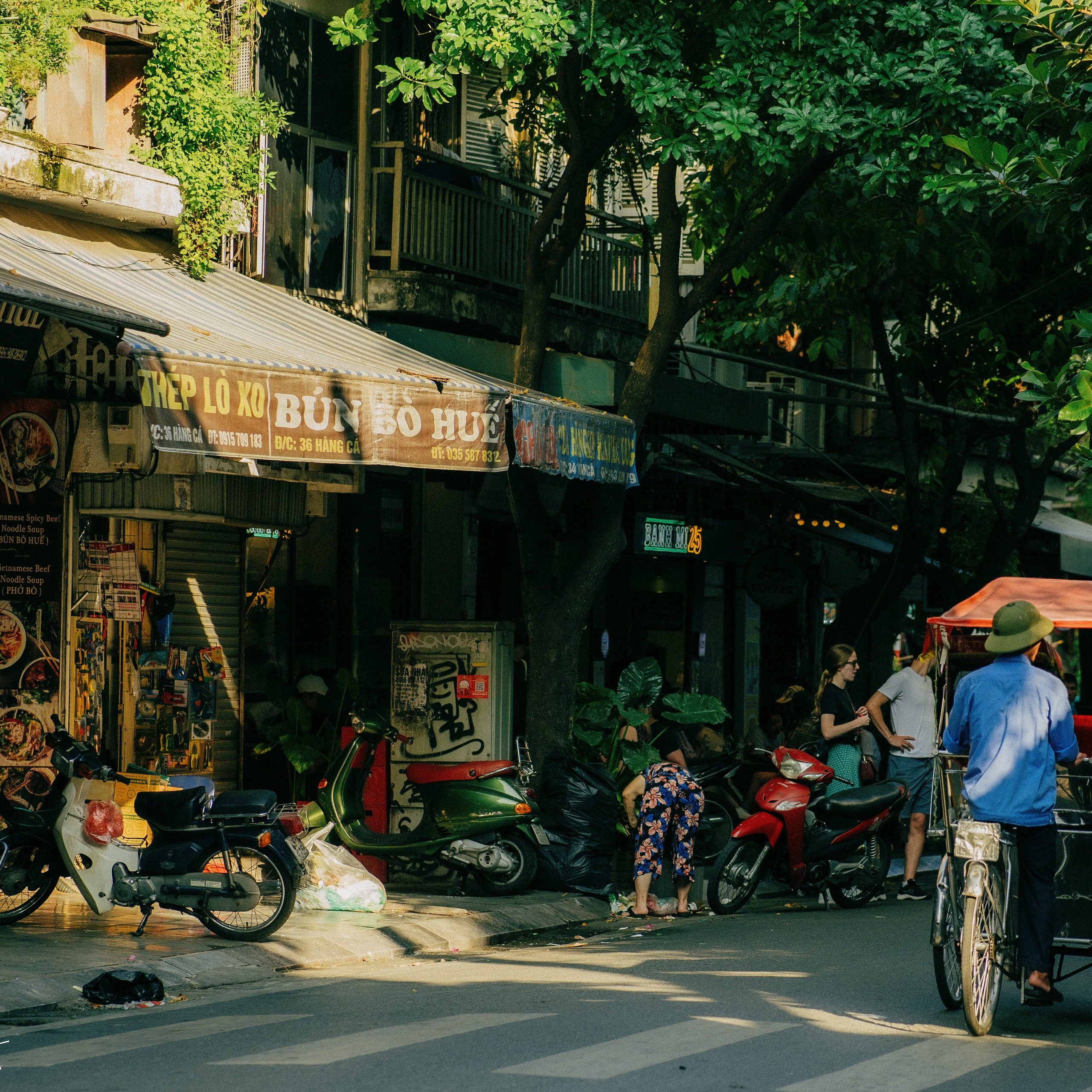 Hanoi. Lifestyle and wedding photographer in Dubai Valeria Kikvidze