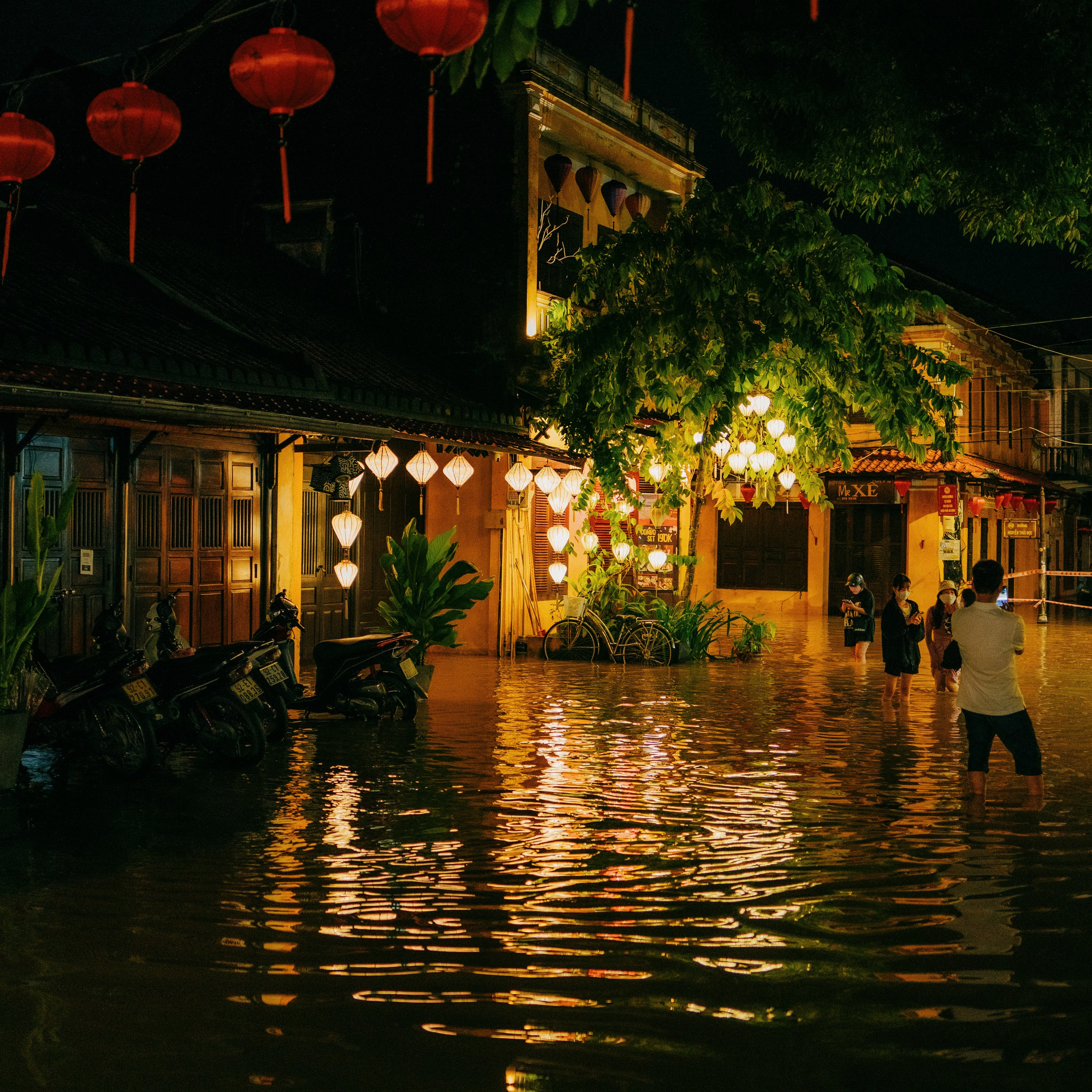 Hoi An. Lifestyle and wedding photographer in Dubai Valeria Kikvidze