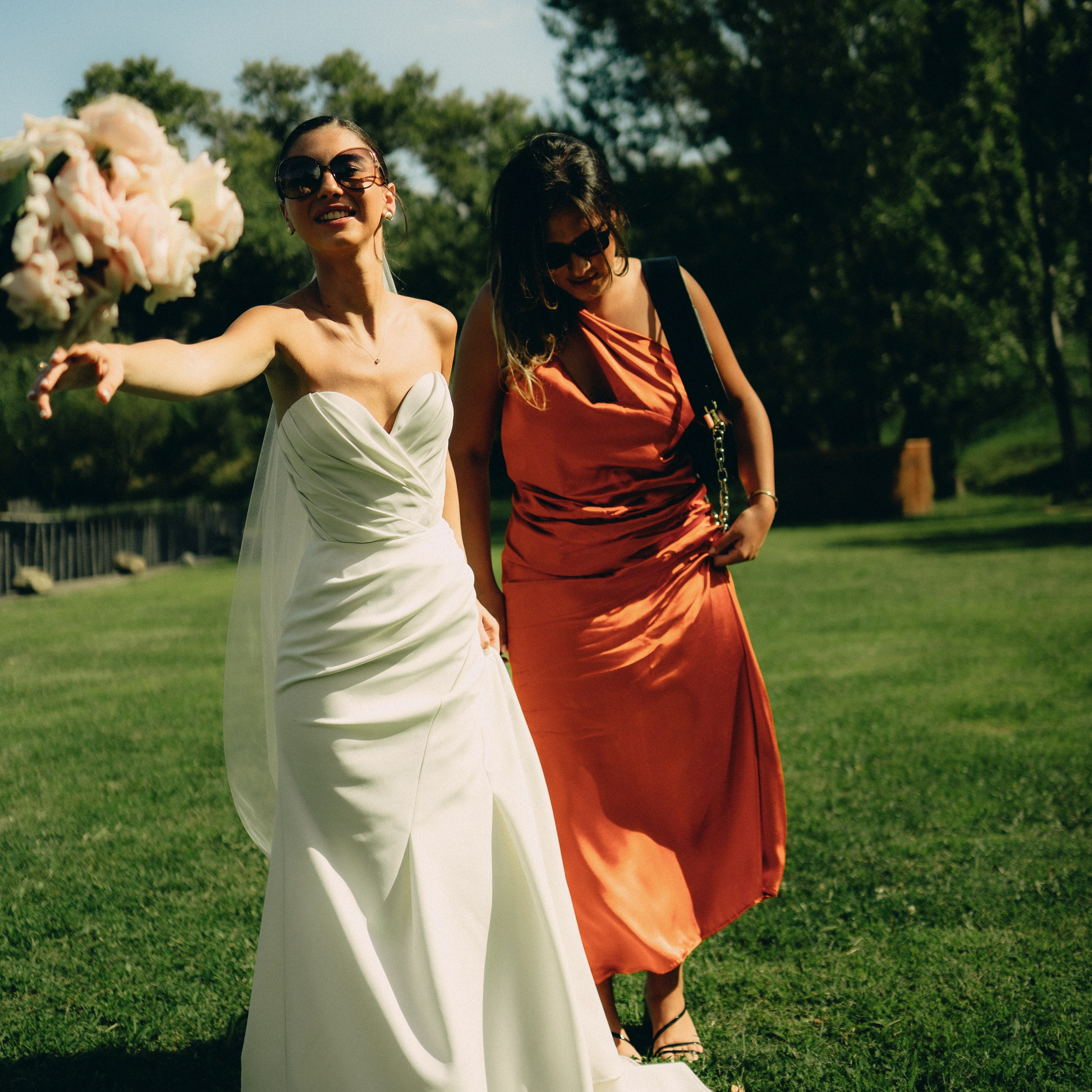 Field of love. Lifestyle and wedding photographer in Dubai Valeria Kikvidze