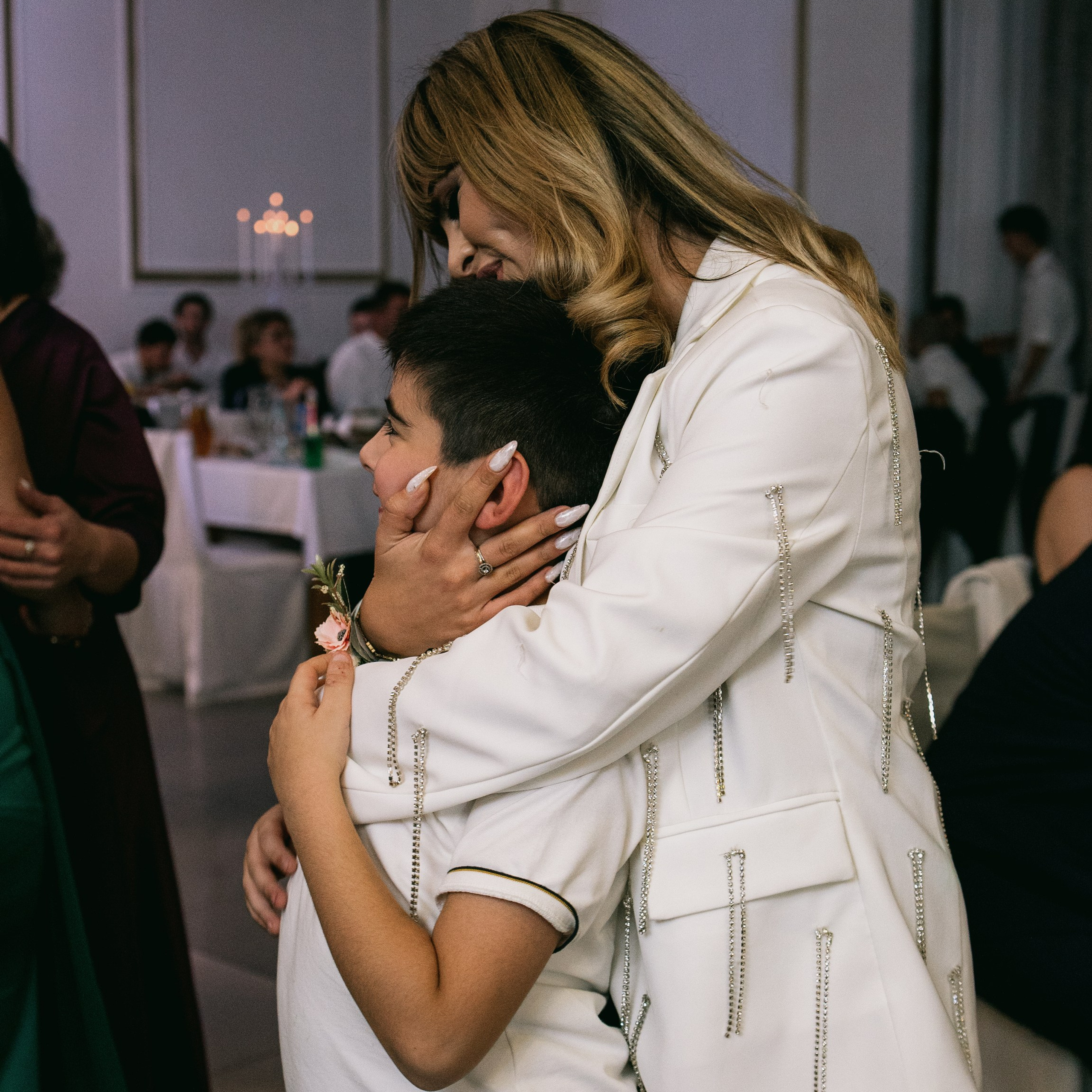 Shining lights. Lifestyle and wedding photographer in Dubai Valeria Kikvidze