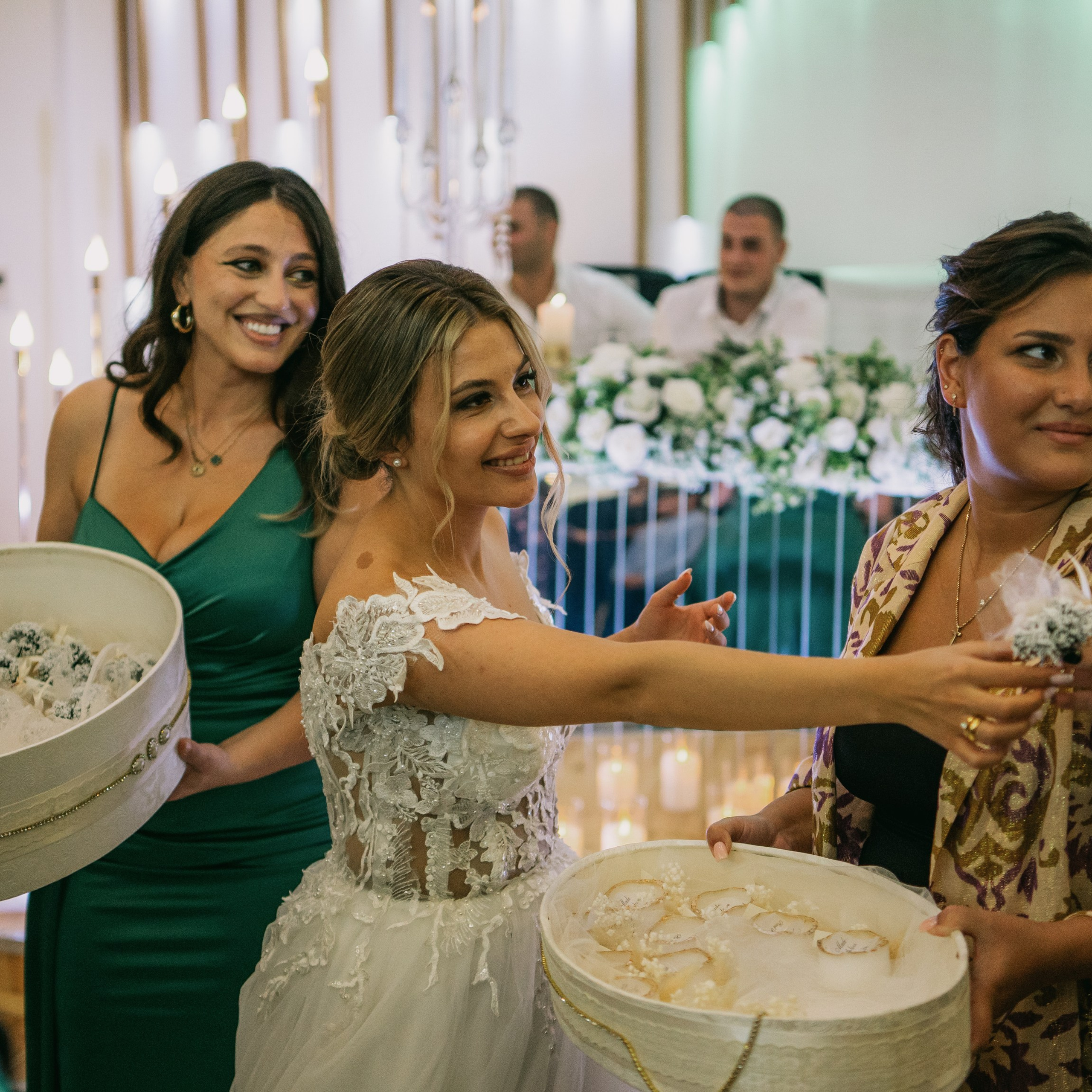 Shining lights. Lifestyle and wedding photographer in Dubai Valeria Kikvidze