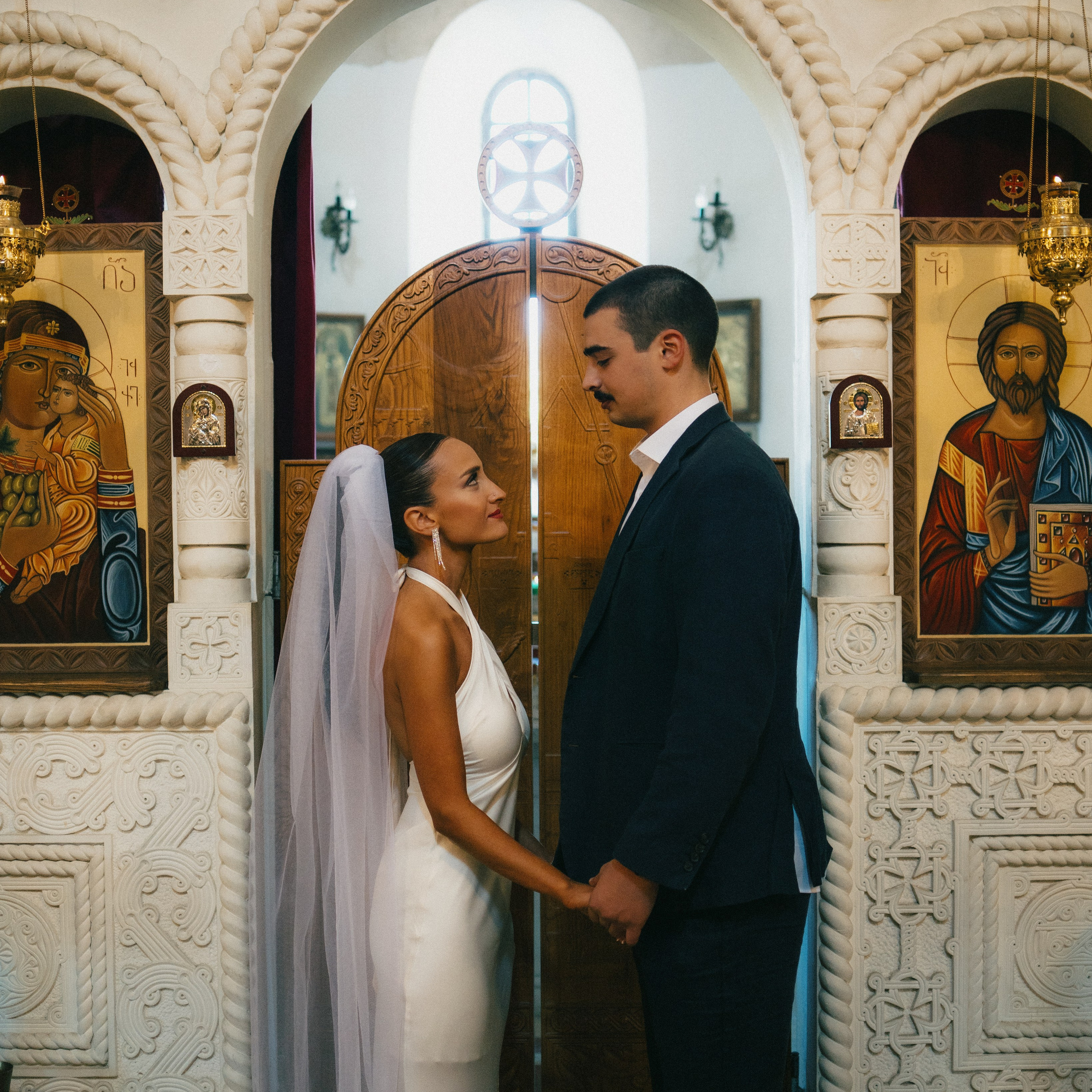 Tying the Knot. Lifestyle and wedding photographer in Dubai Valeria Kikvidze