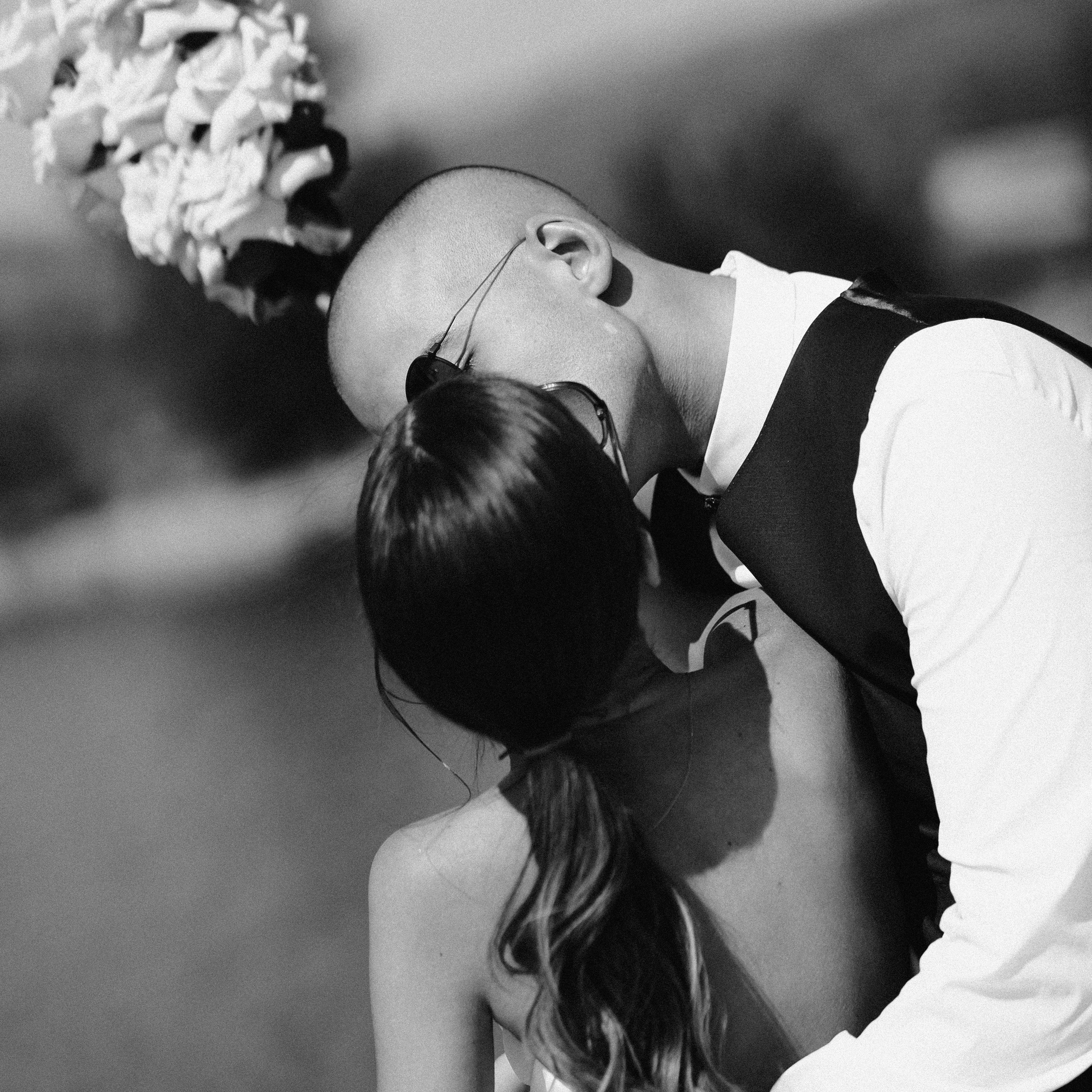 Tata B&W. Lifestyle and wedding photographer in Dubai Valeria Kikvidze