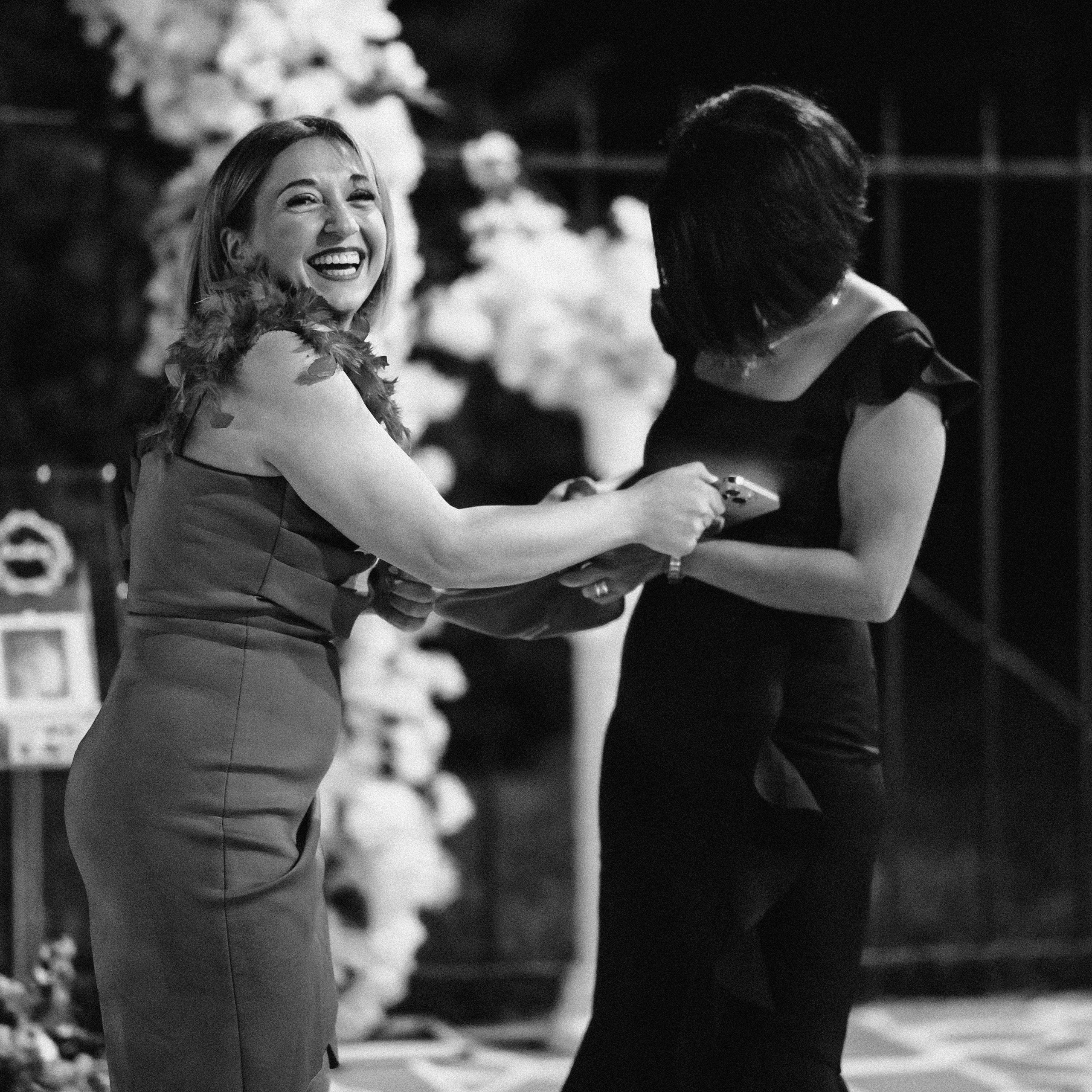 Mari B&W. Lifestyle and wedding photographer in Dubai Valeria Kikvidze