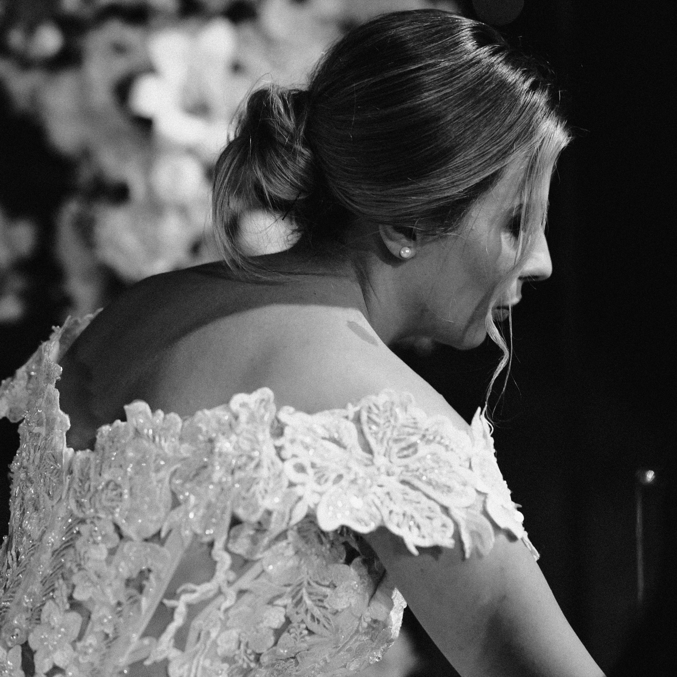 Mari B&W. Lifestyle and wedding photographer in Dubai Valeria Kikvidze