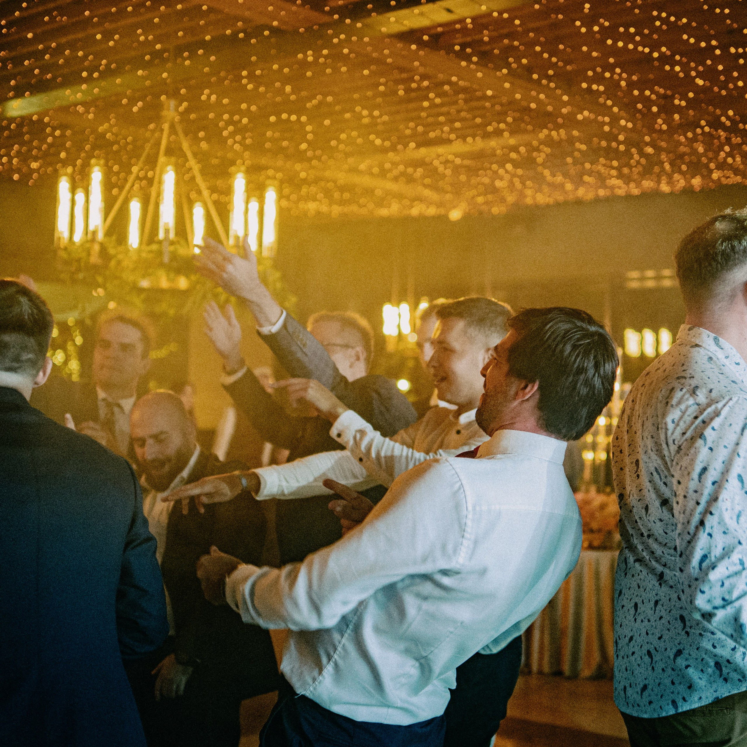 Dance. Lifestyle and wedding photographer in Dubai Valeria Kikvidze