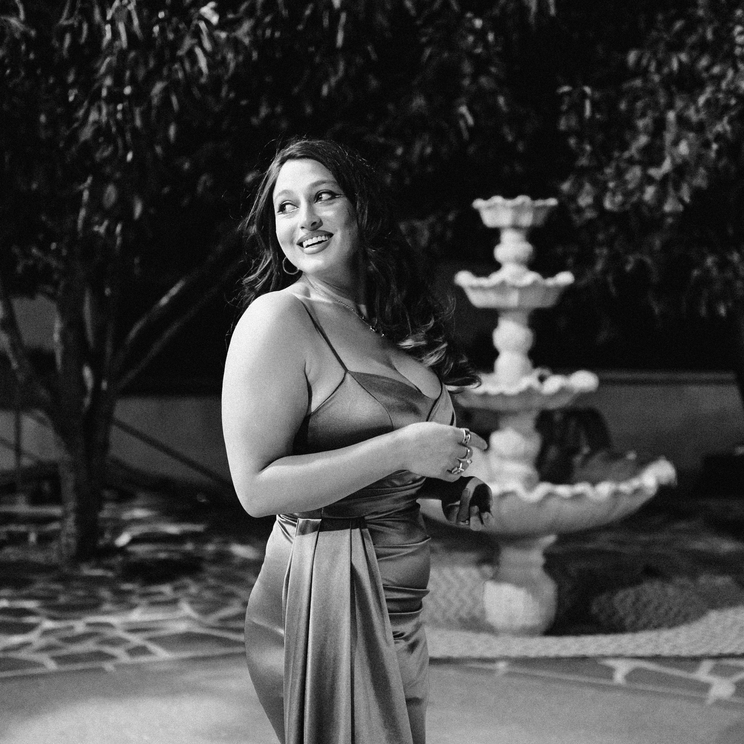 Mari B&W. Lifestyle and wedding photographer in Dubai Valeria Kikvidze