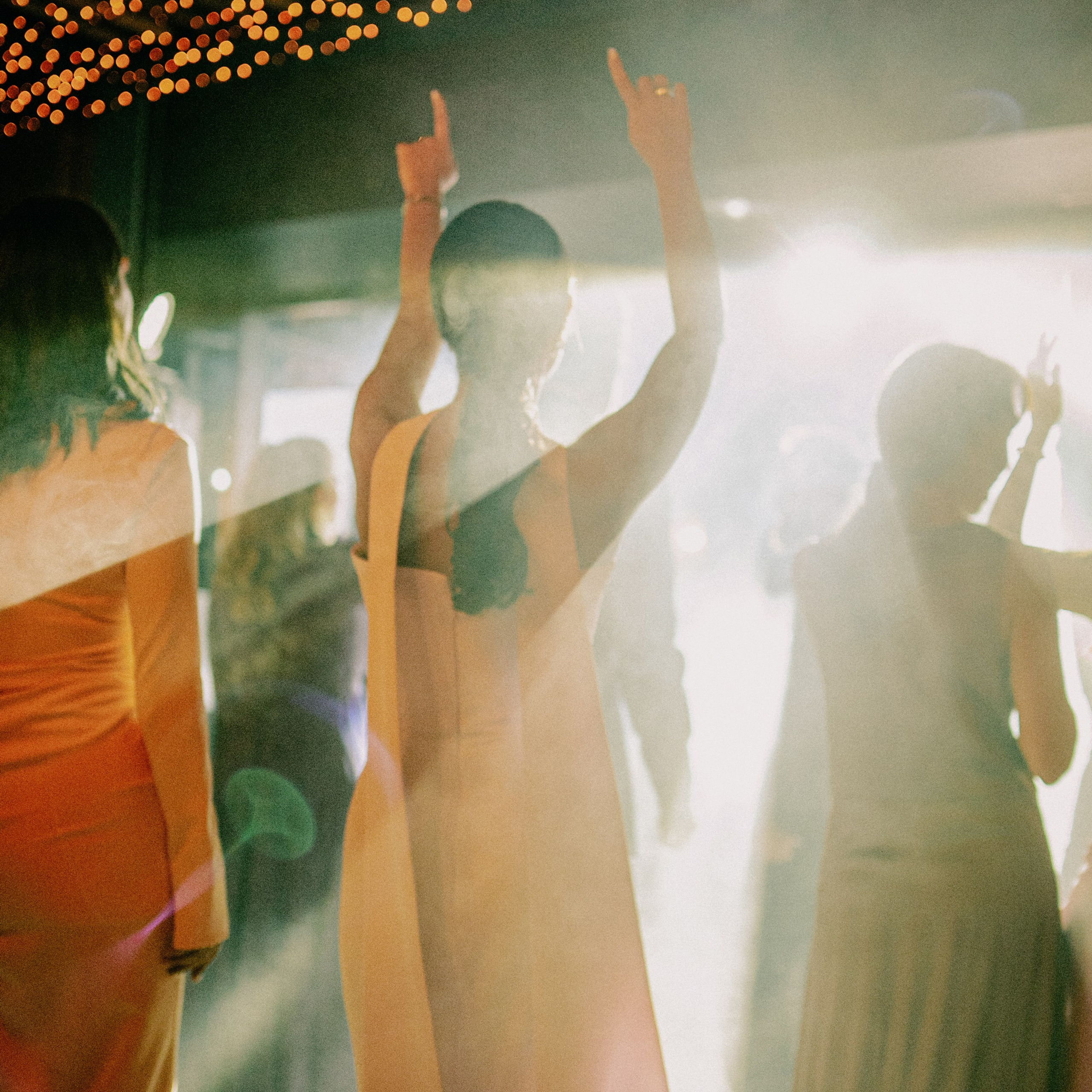 Dance. Lifestyle and wedding photographer in Dubai Valeria Kikvidze