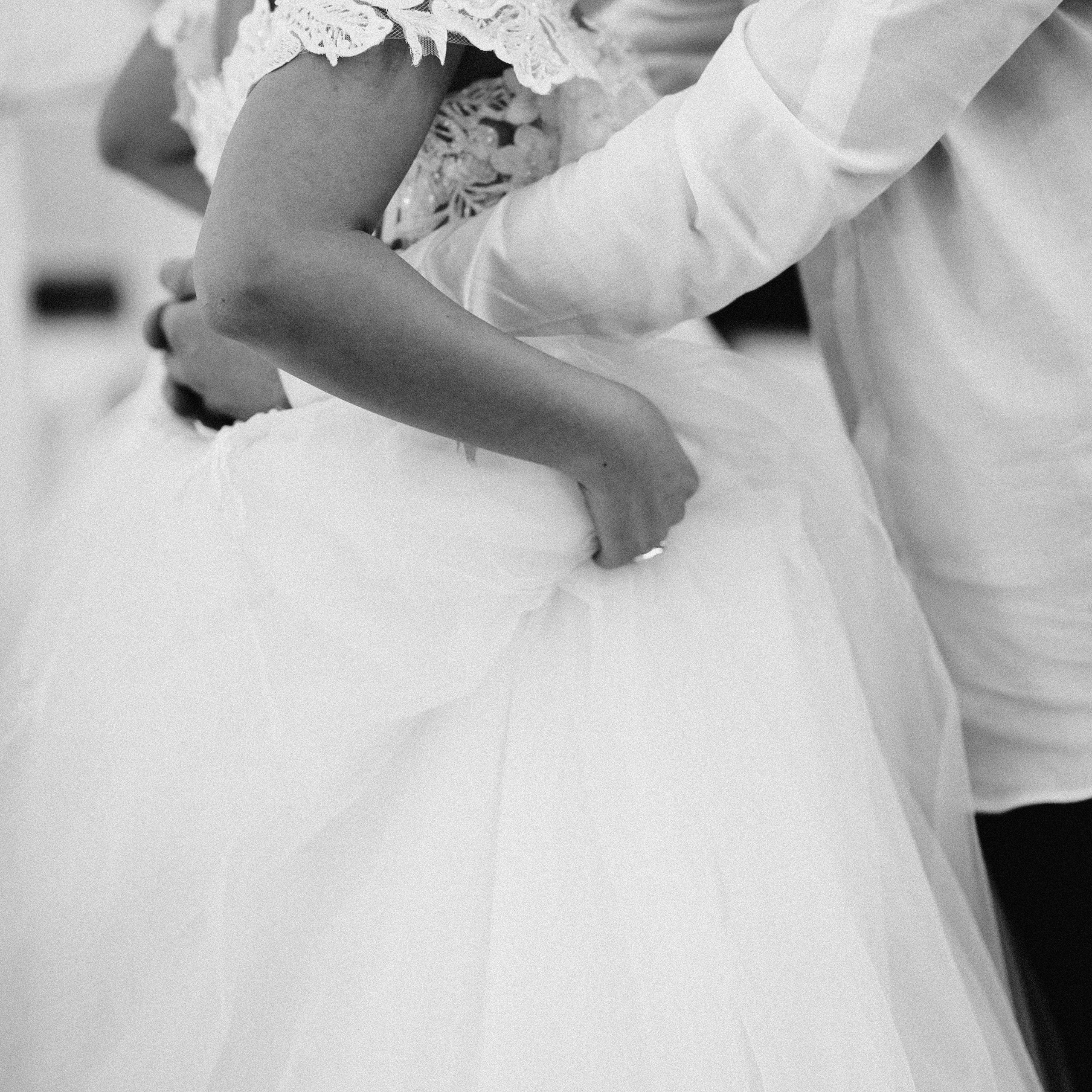 Mari B&W. Lifestyle and wedding photographer in Dubai Valeria Kikvidze