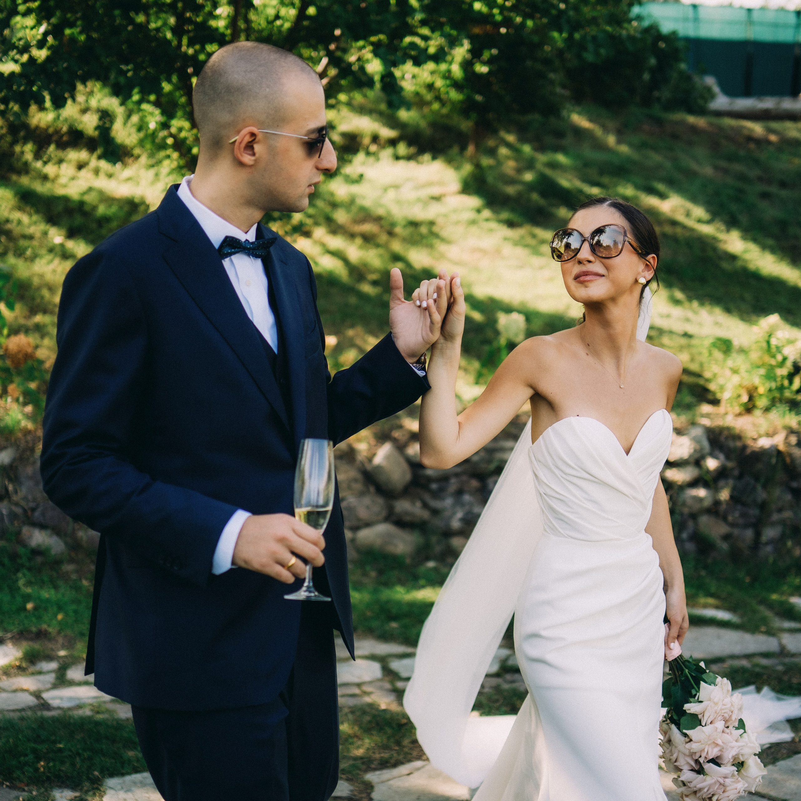 Field of love. Lifestyle and wedding photographer in Dubai Valeria Kikvidze