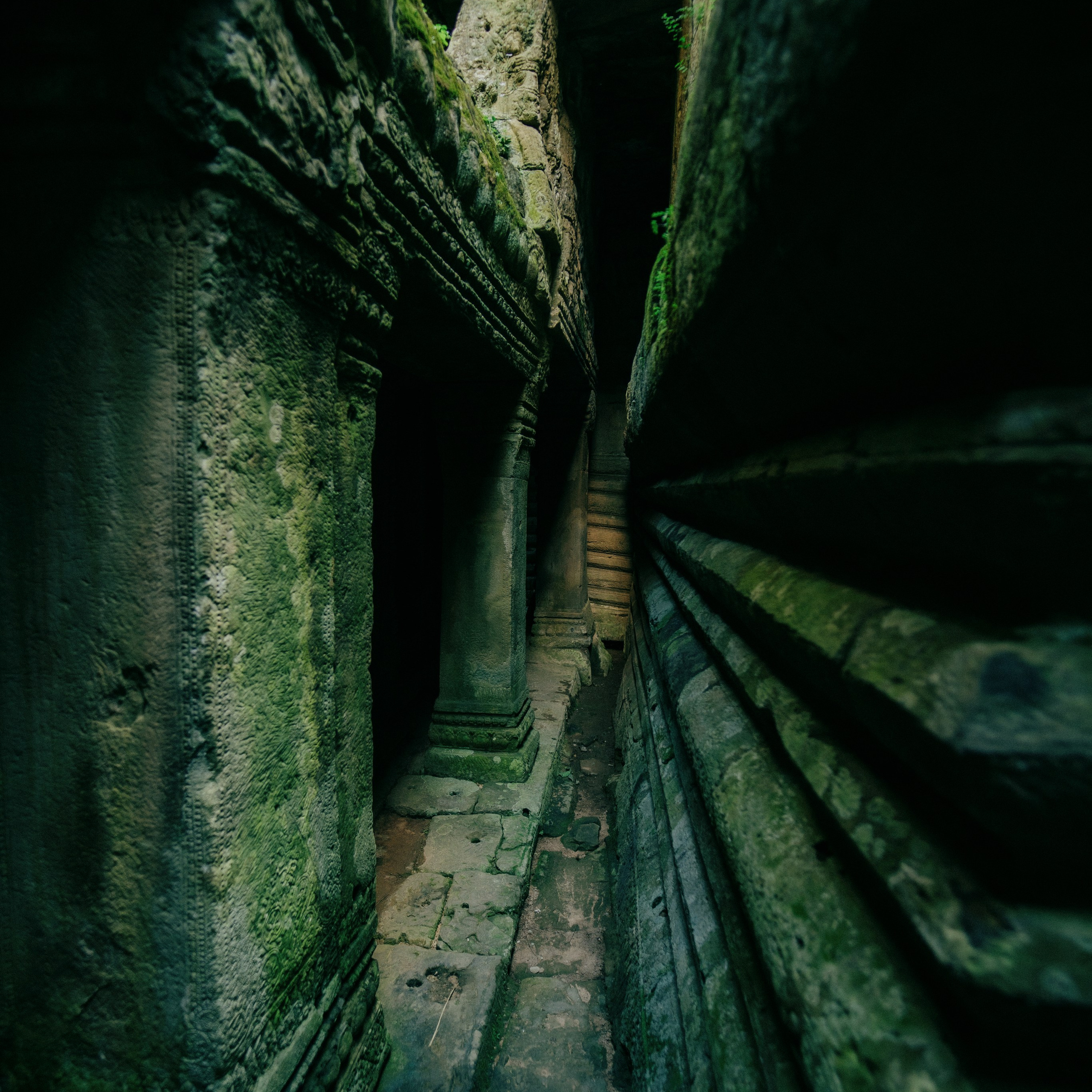 Angkor Wat. Lifestyle and wedding photographer in Dubai Valeria Kikvidze