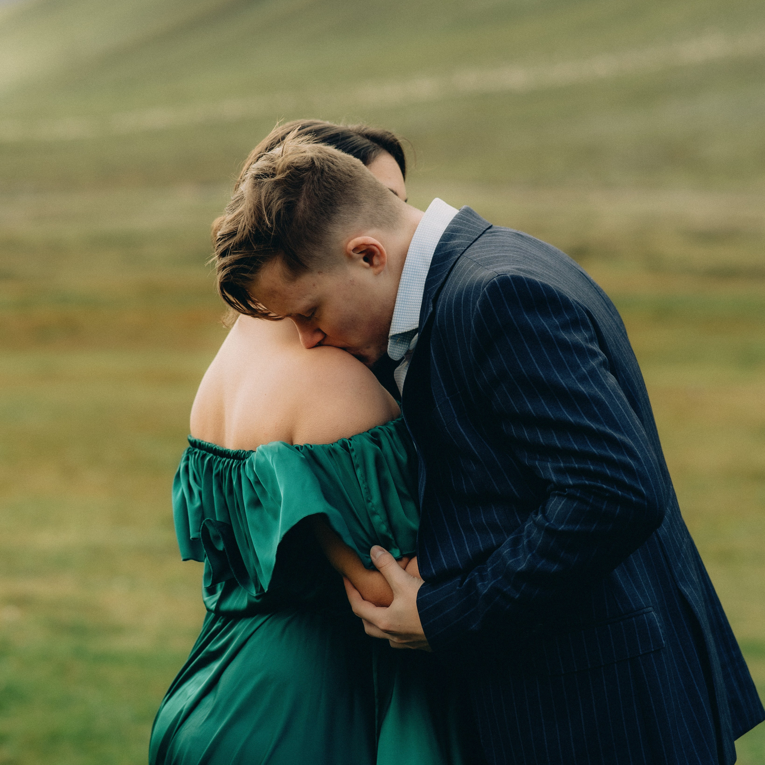 Mountain High. Lifestyle and wedding photographer in Dubai Valeria Kikvidze