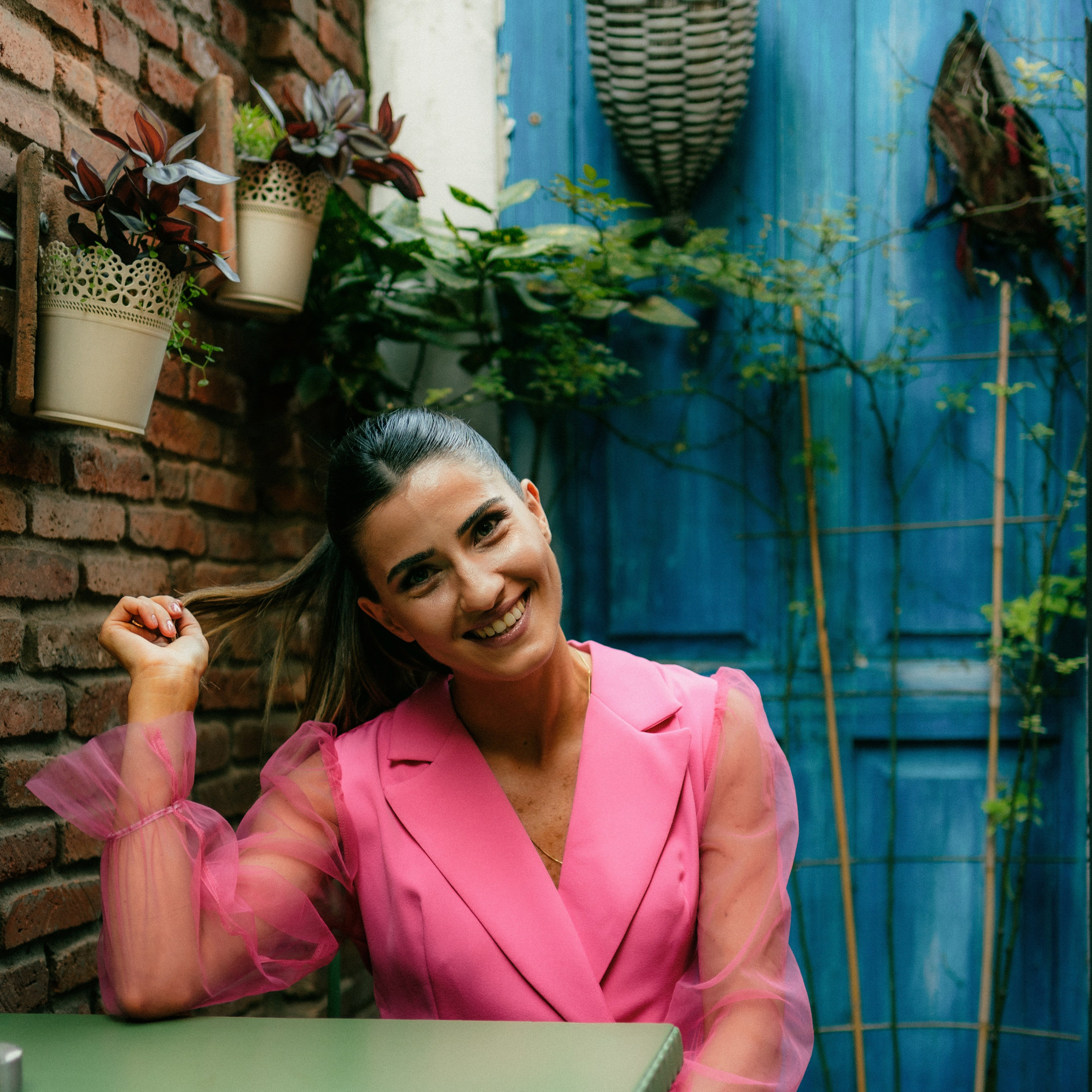 Qeta. Lifestyle and wedding photographer in Dubai Valeria Kikvidze