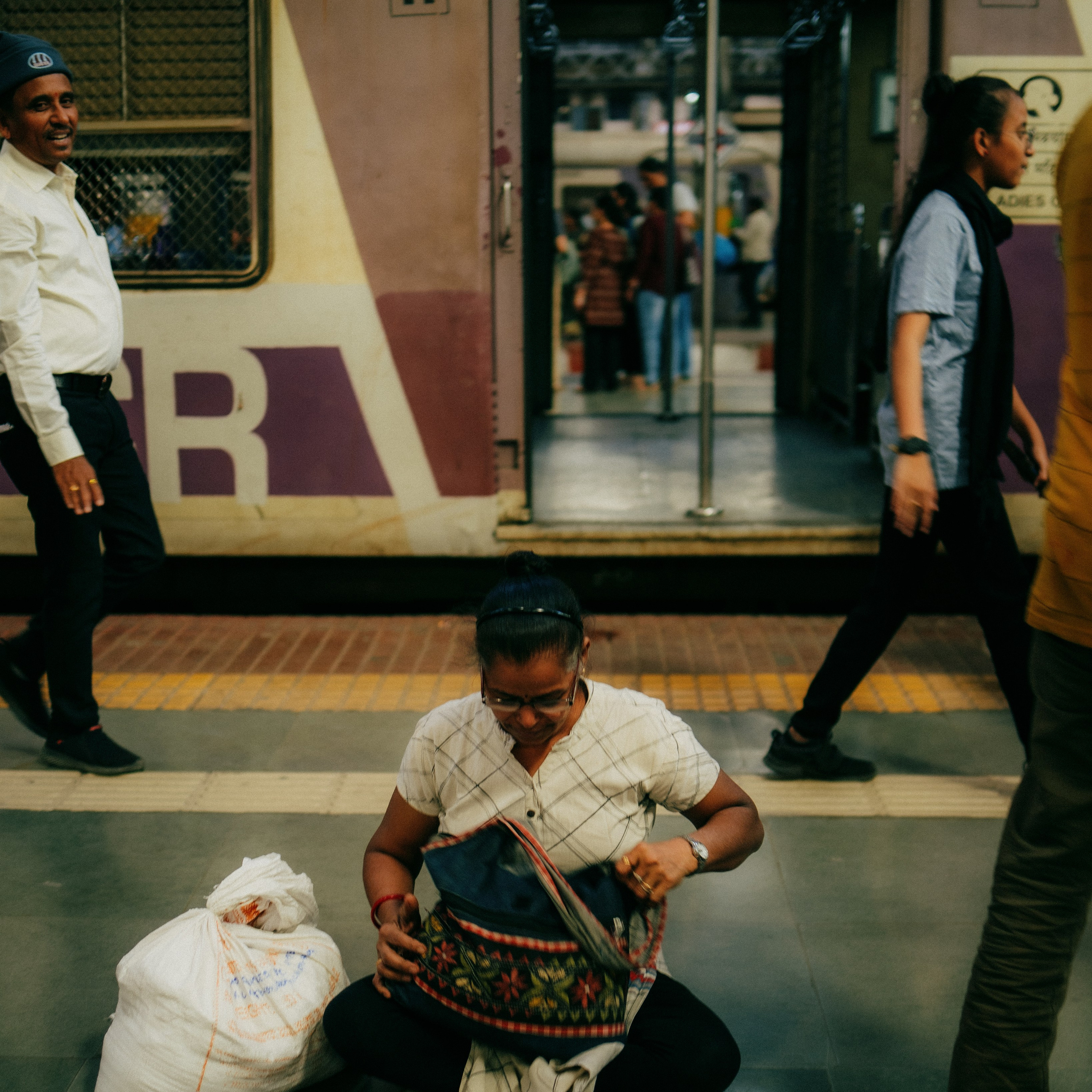 Mumbai. Lifestyle and wedding photographer in Dubai Valeria Kikvidze