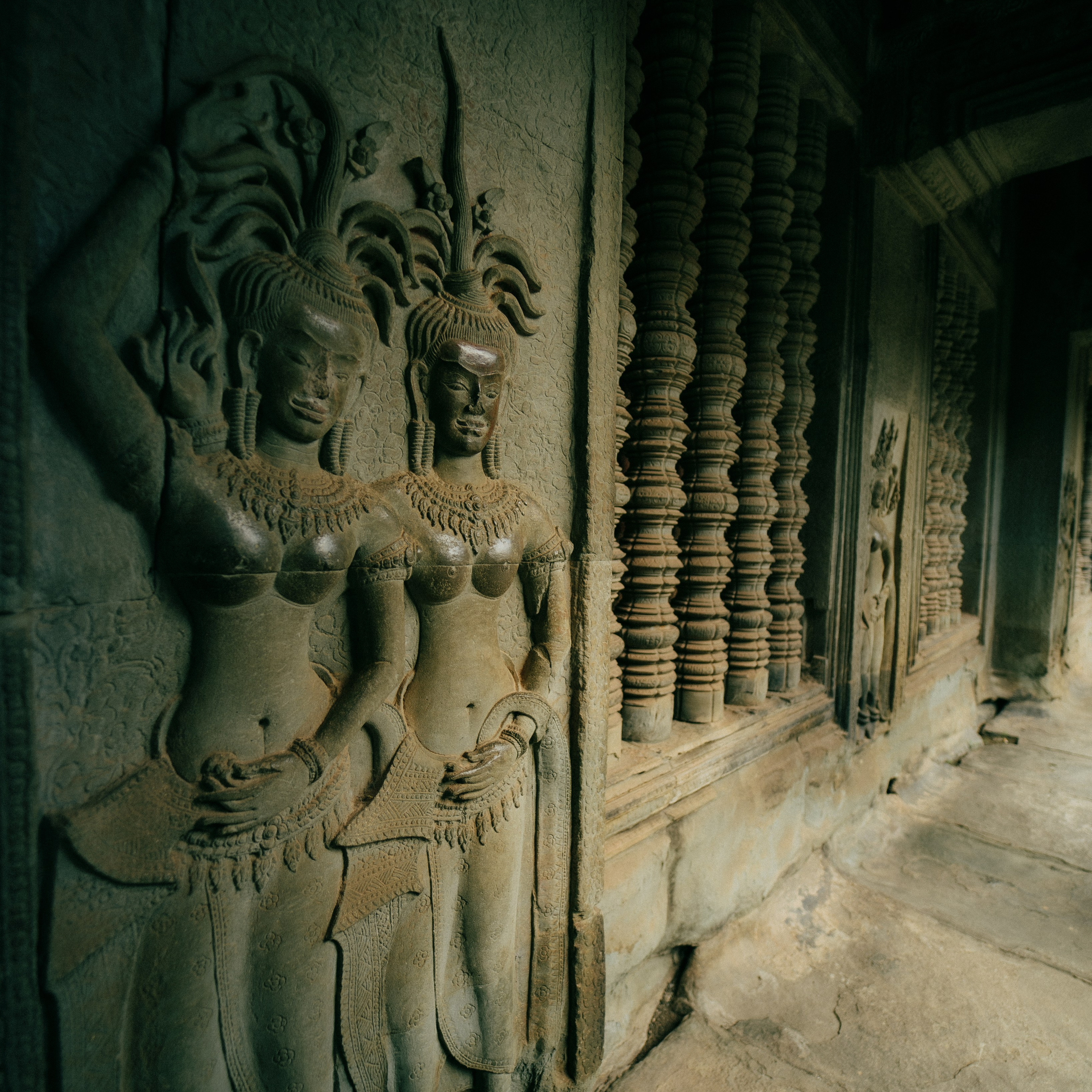 Angkor Wat. Lifestyle and wedding photographer in Dubai Valeria Kikvidze