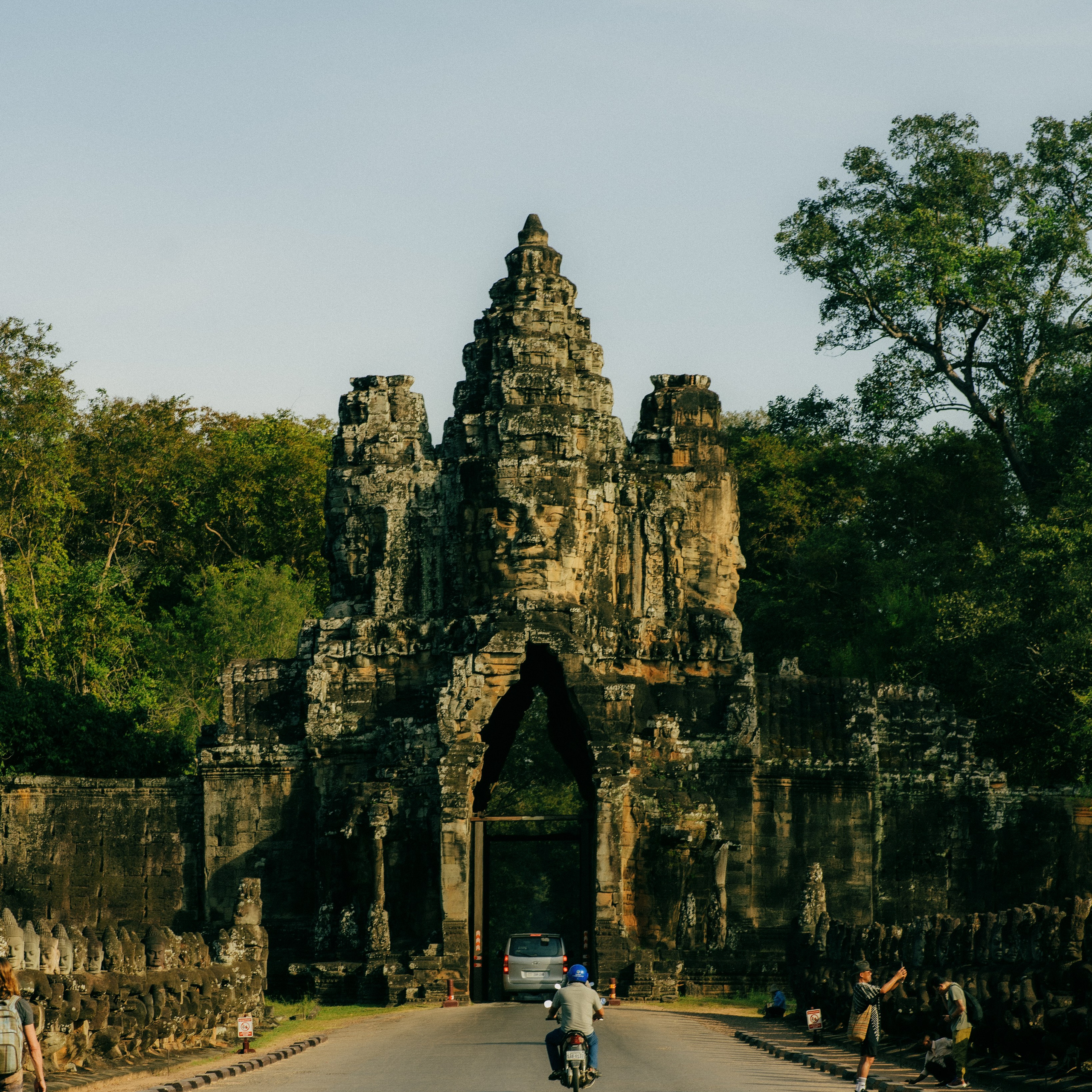 Angkor Wat. Lifestyle and wedding photographer in Dubai Valeria Kikvidze