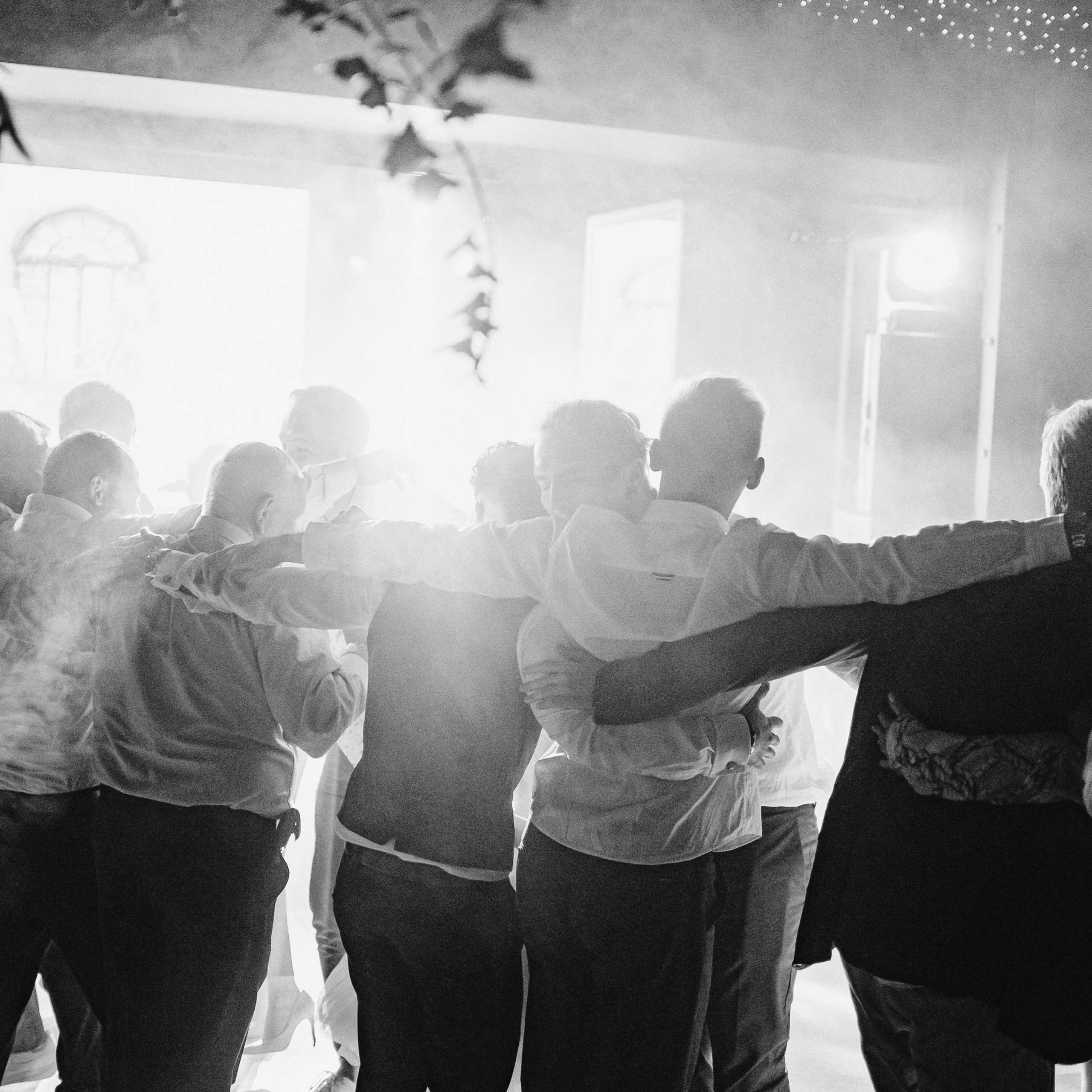 Dance. Lifestyle and wedding photographer in Dubai Valeria Kikvidze