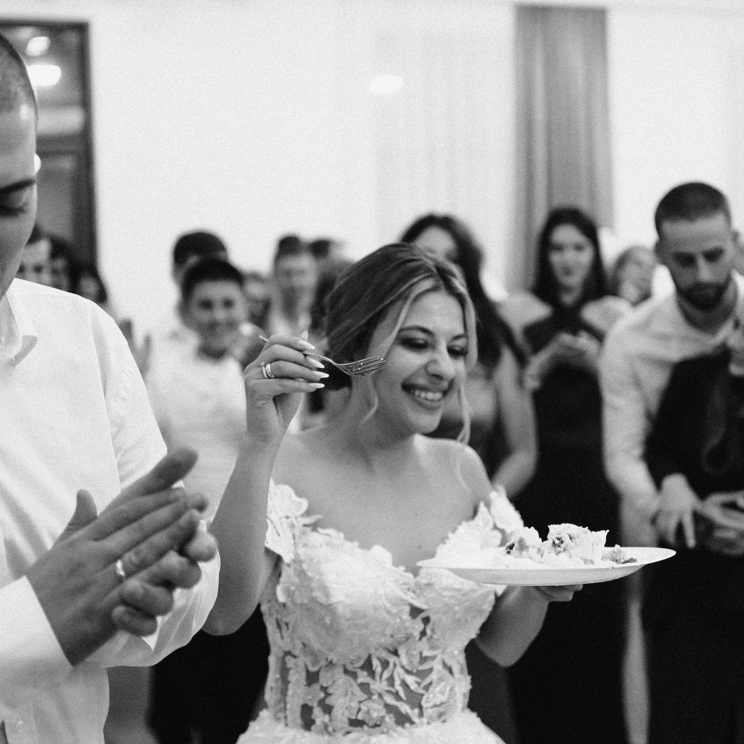 Mari B&W. Lifestyle and wedding photographer in Dubai Valeria Kikvidze