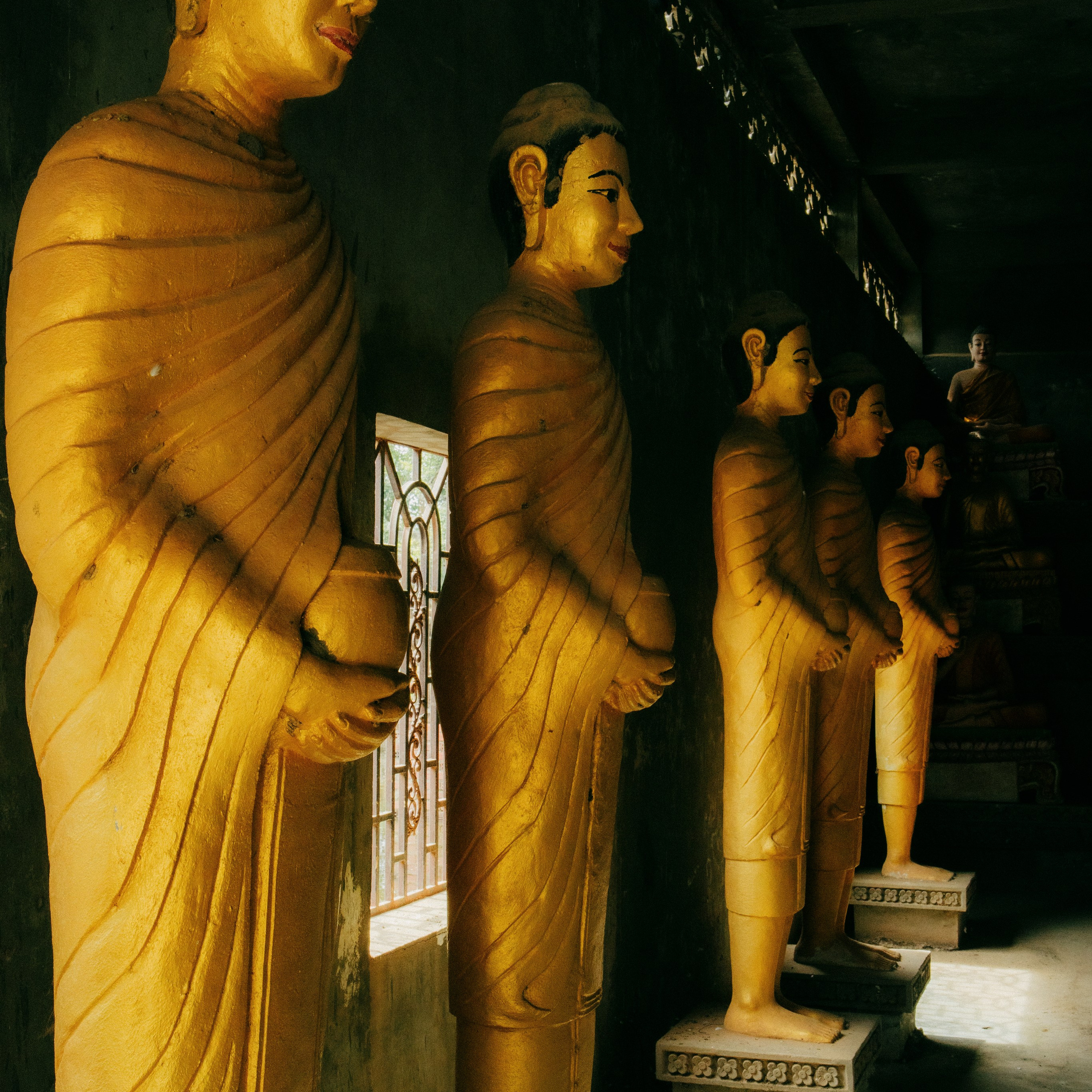 Battambang. Lifestyle and wedding photographer in Dubai Valeria Kikvidze