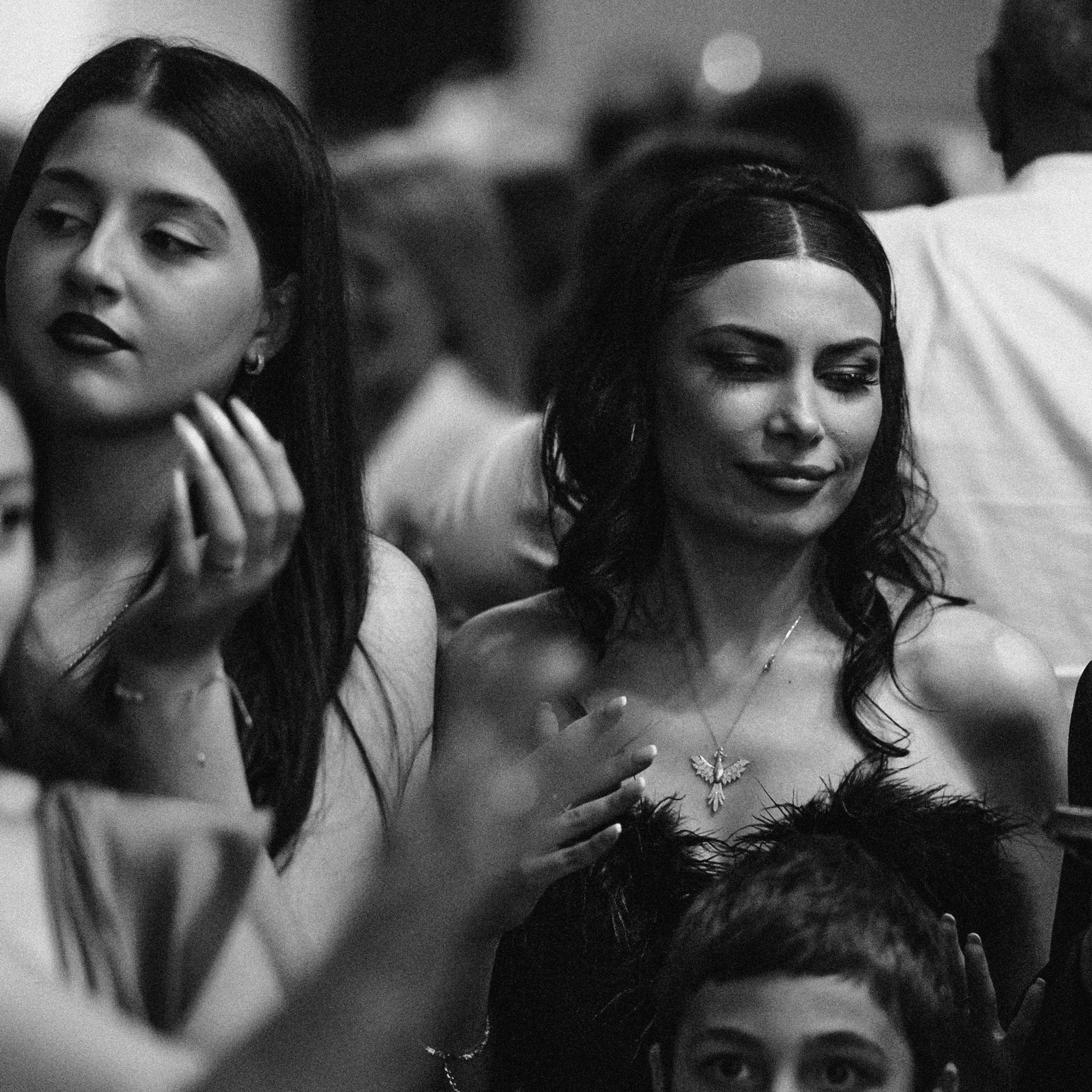 Mari B&W. Lifestyle and wedding photographer in Dubai Valeria Kikvidze