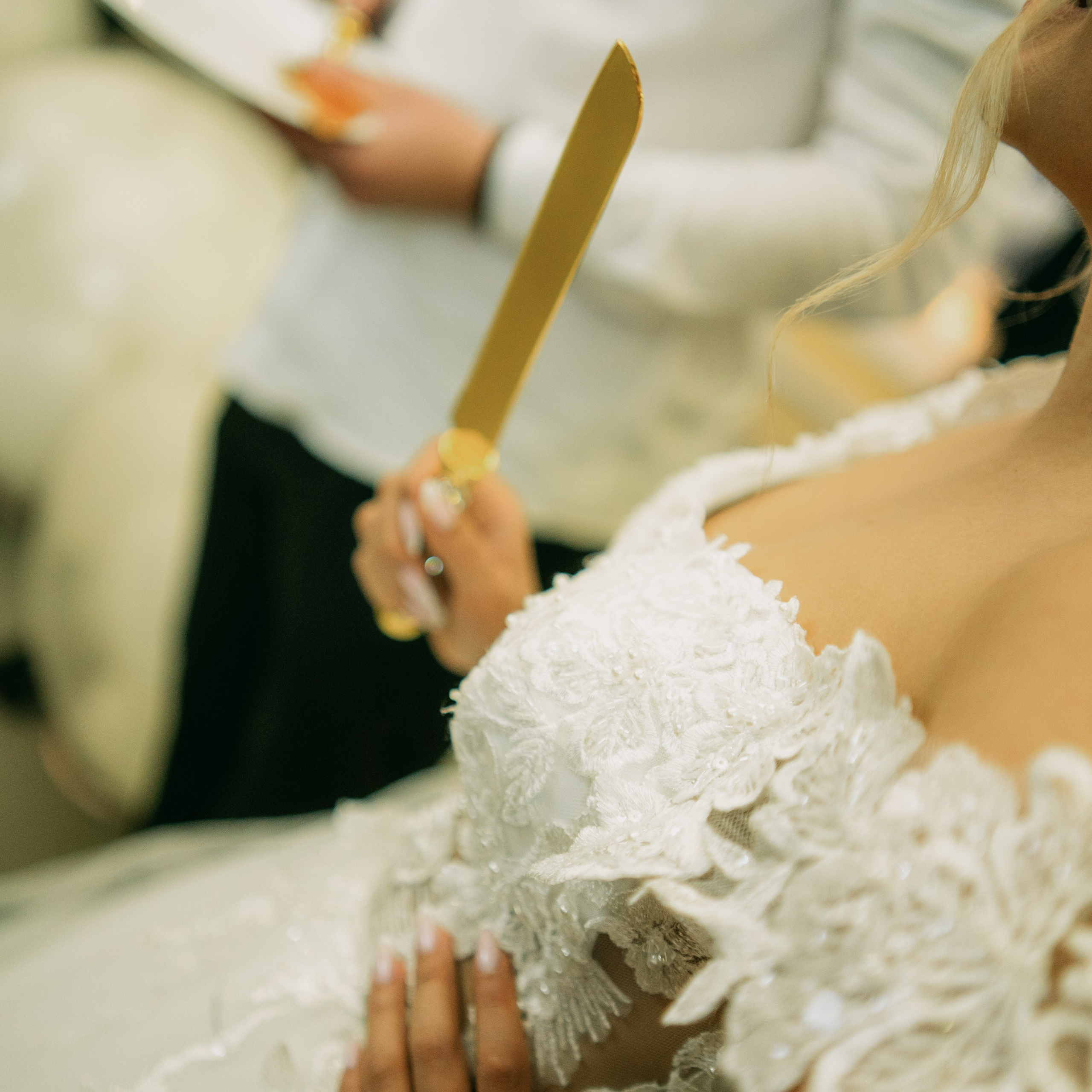 Shining lights. Lifestyle and wedding photographer in Dubai Valeria Kikvidze