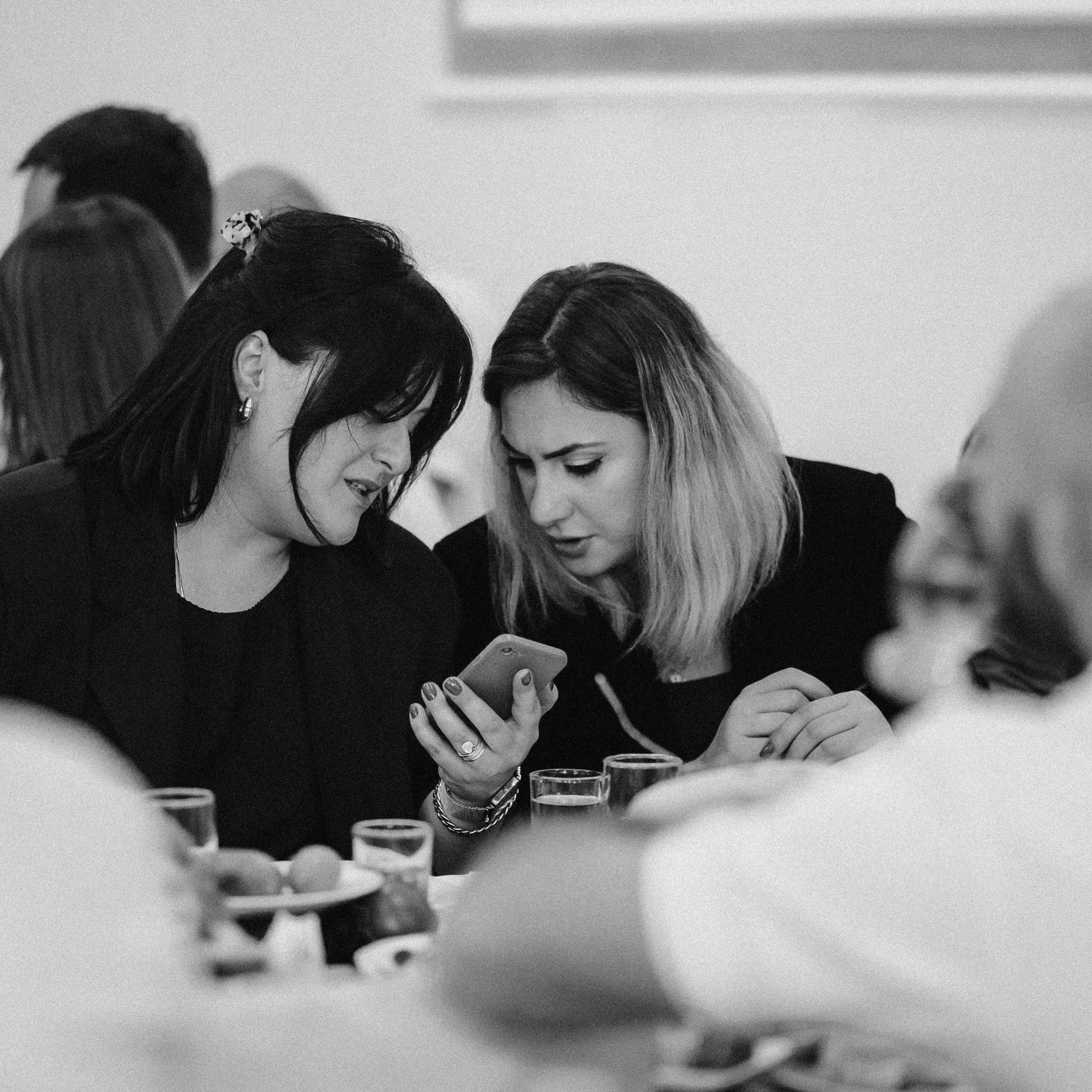 Mari B&W. Lifestyle and wedding photographer in Dubai Valeria Kikvidze