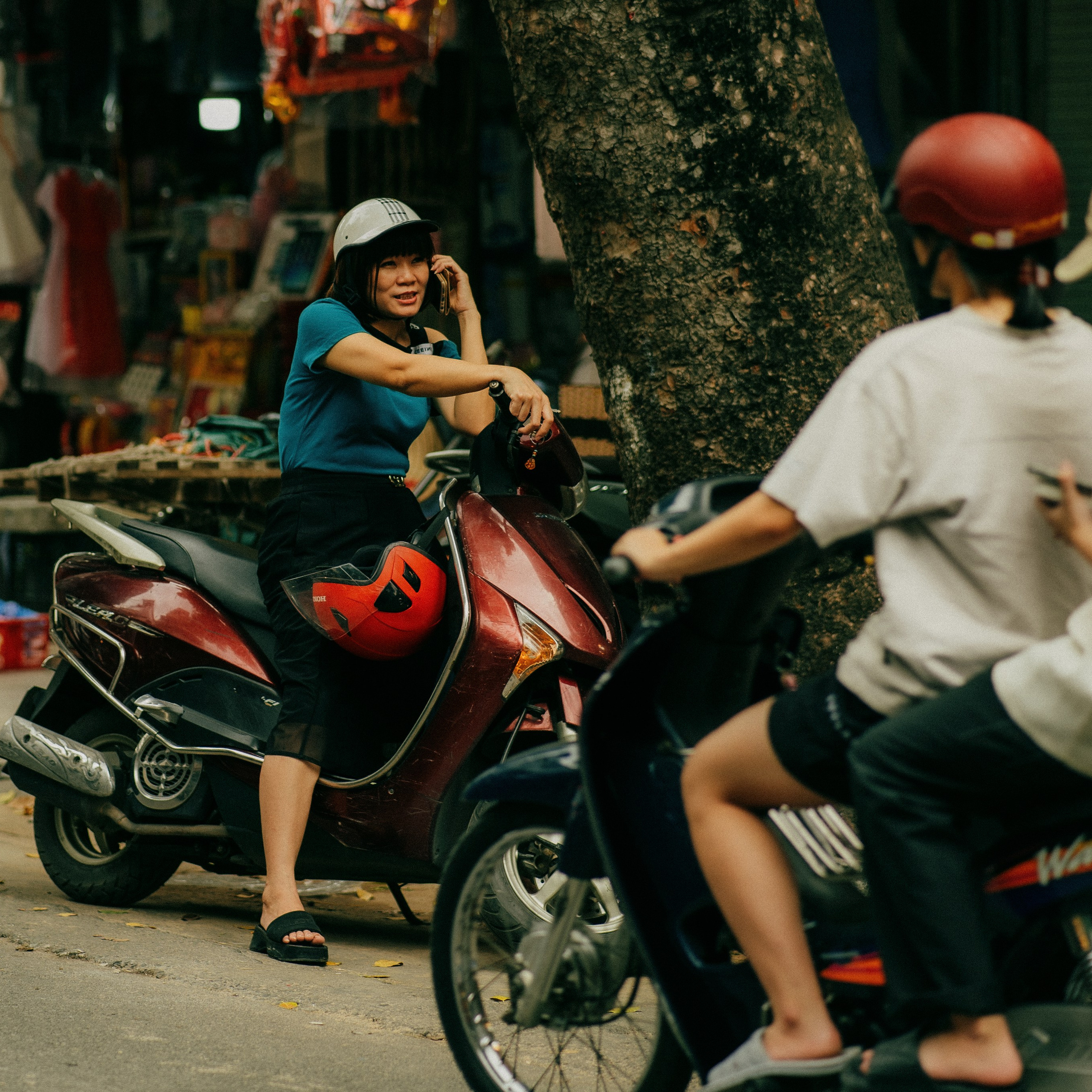 Hanoi. Lifestyle and wedding photographer in Dubai Valeria Kikvidze