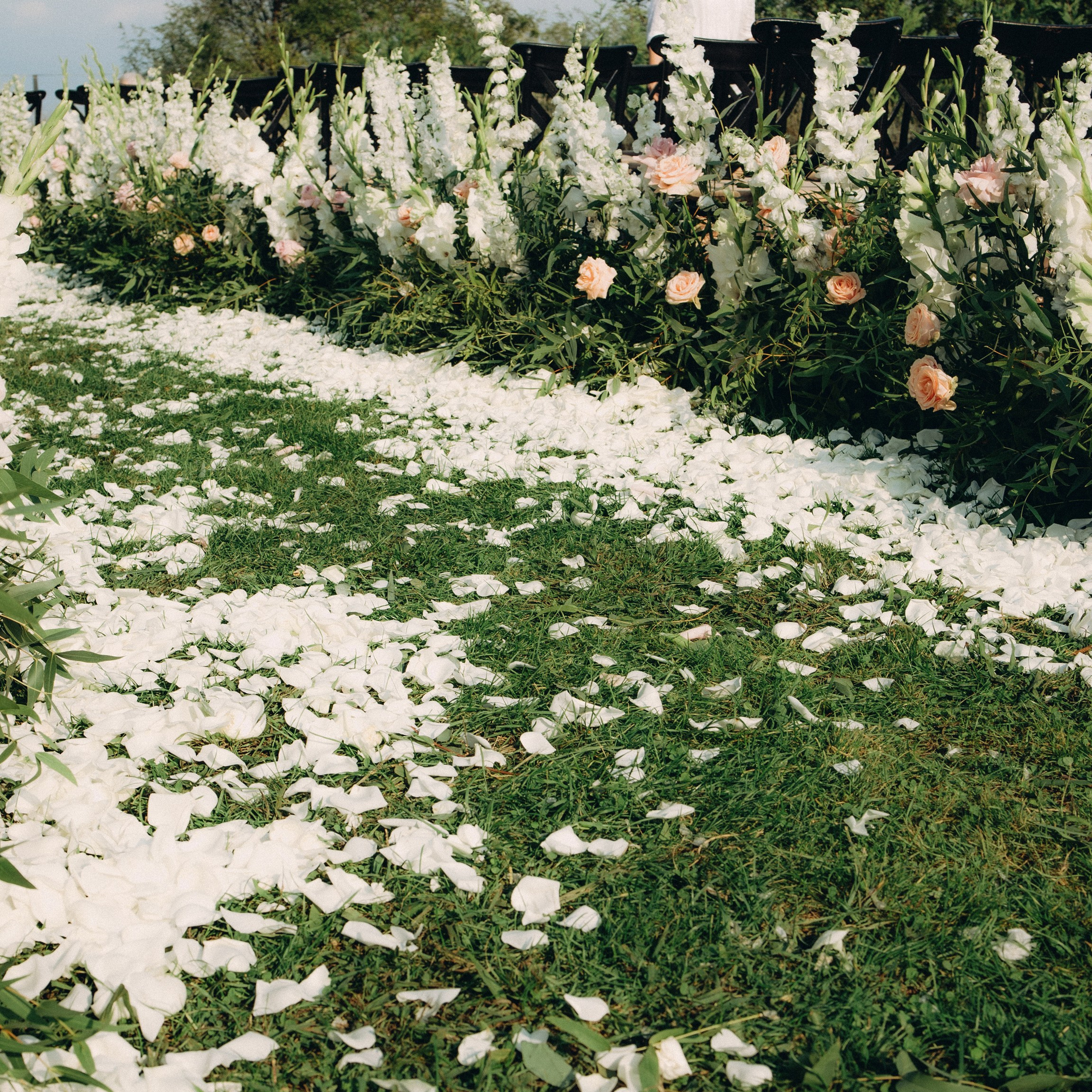 Two Gentle Souls. Lifestyle and wedding photographer in Dubai Valeria Kikvidze