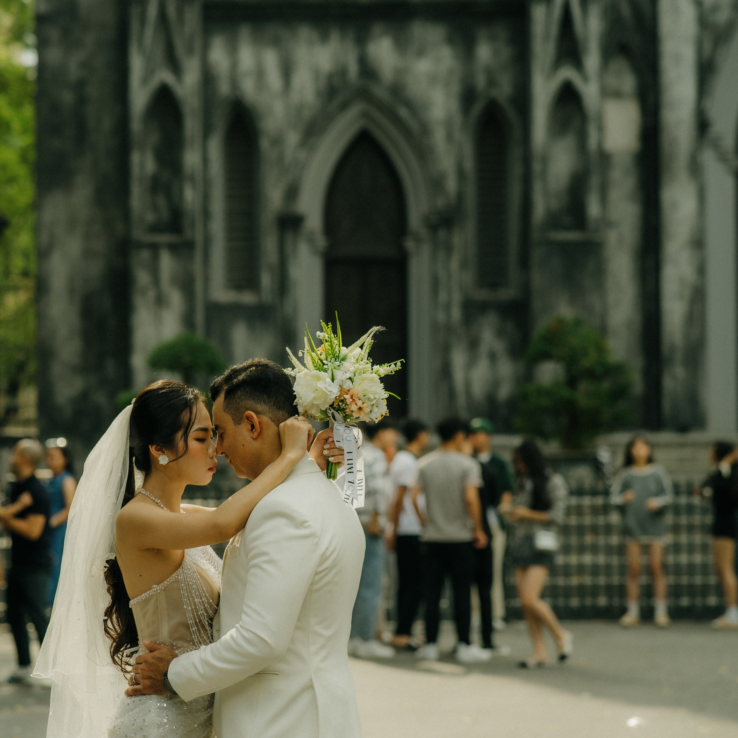 Vietna. Lifestyle and wedding photographer in Dubai Valeria Kikvidze