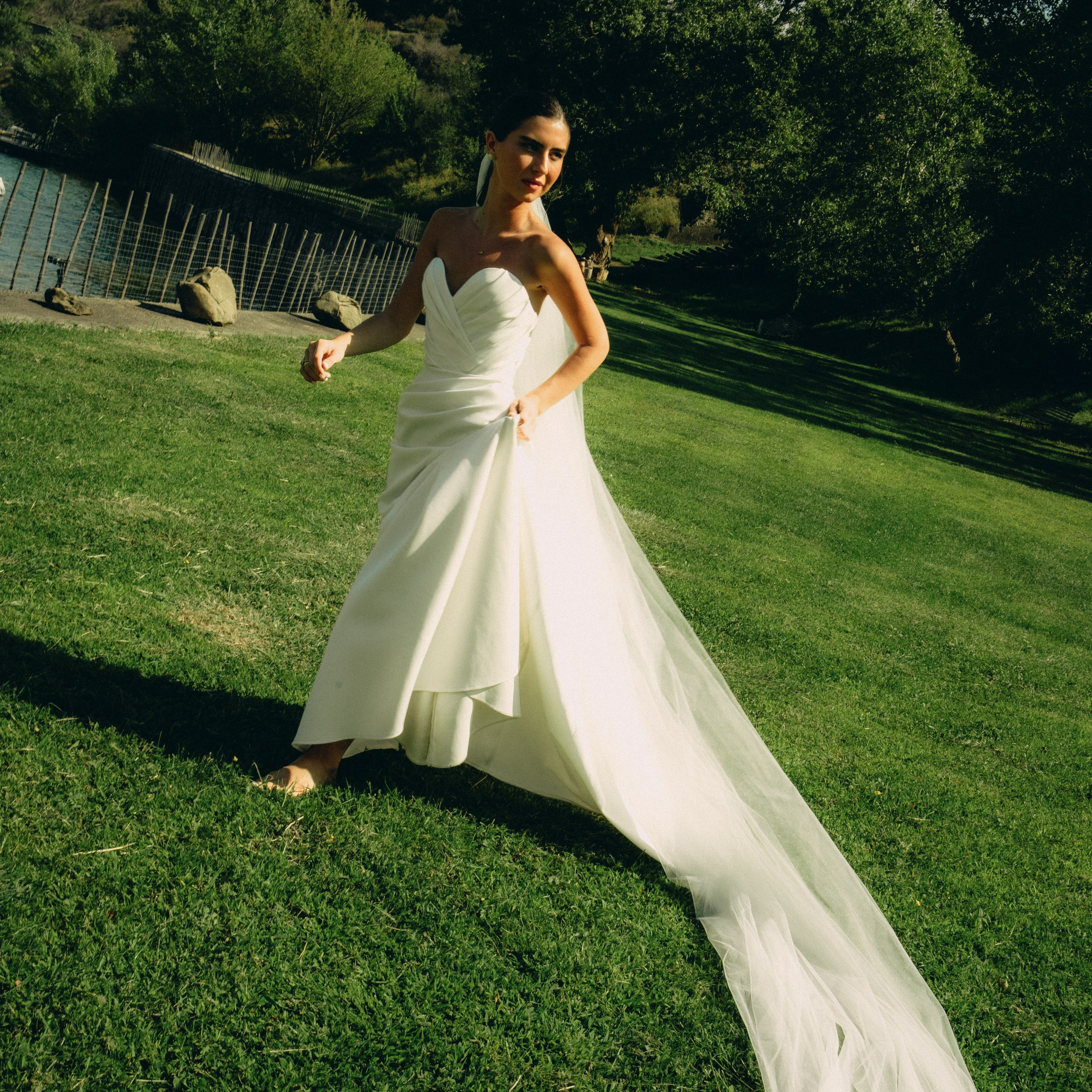 Field of love. Lifestyle and wedding photographer in Dubai Valeria Kikvidze