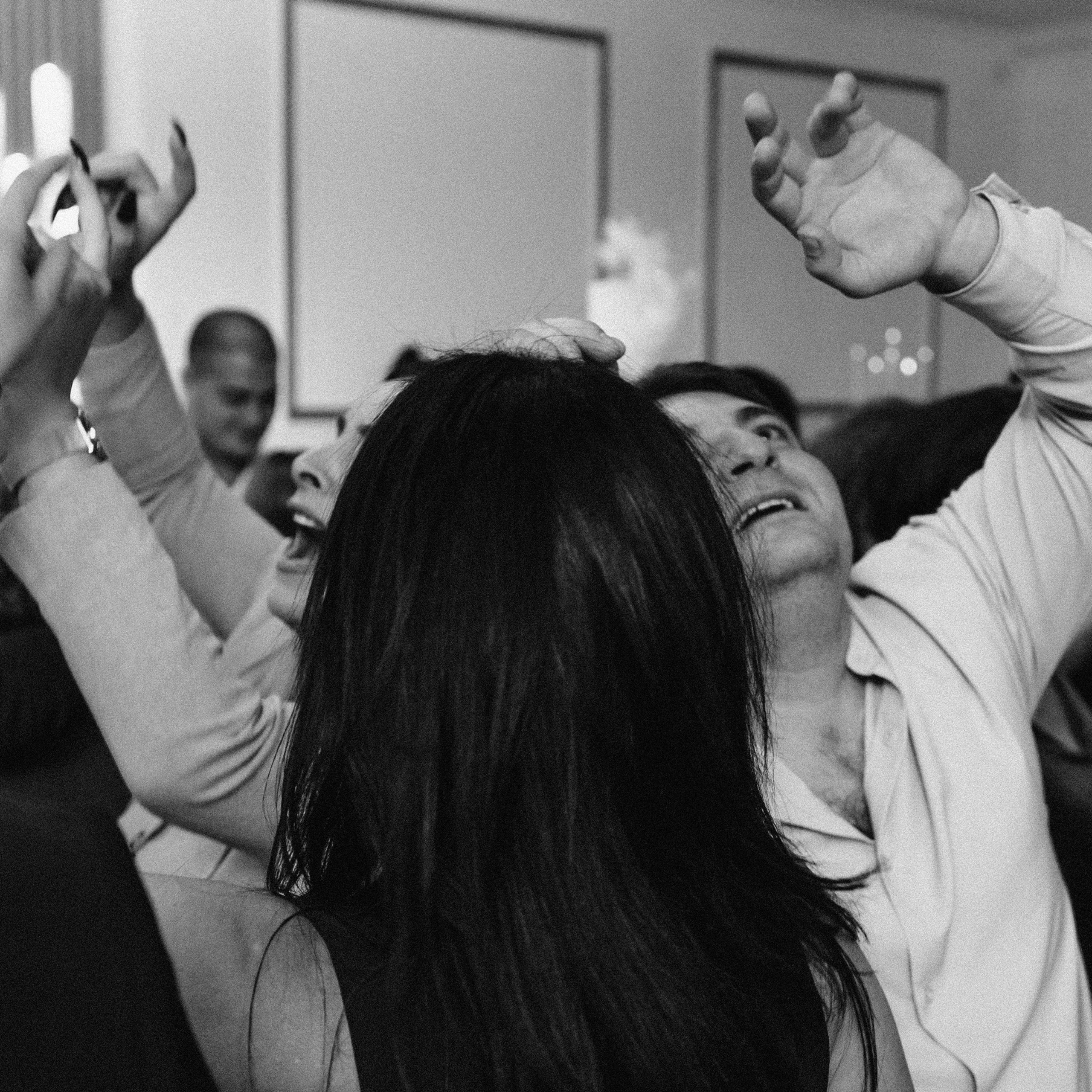 Mari B&W. Lifestyle and wedding photographer in Dubai Valeria Kikvidze