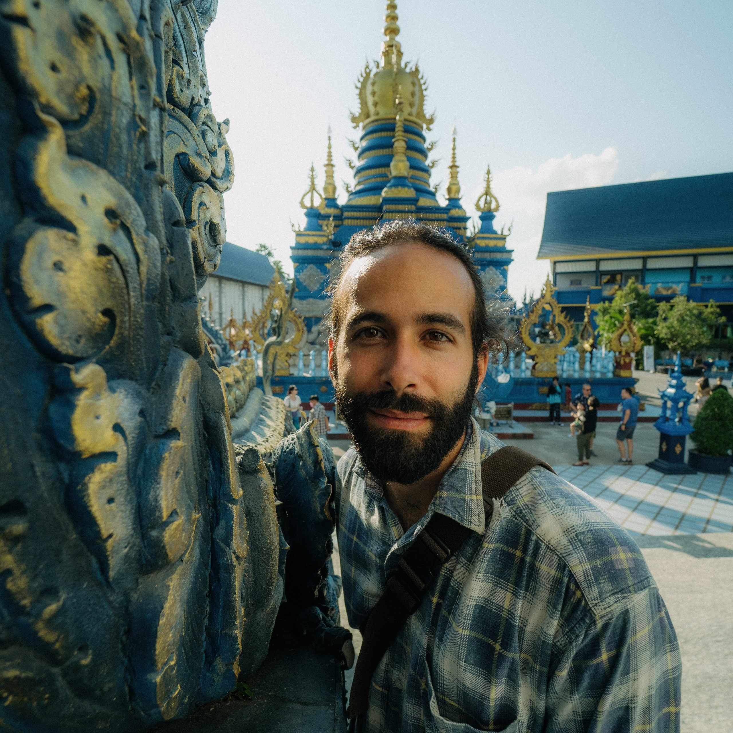 White Temple. Lifestyle and wedding photographer in Dubai Valeria Kikvidze