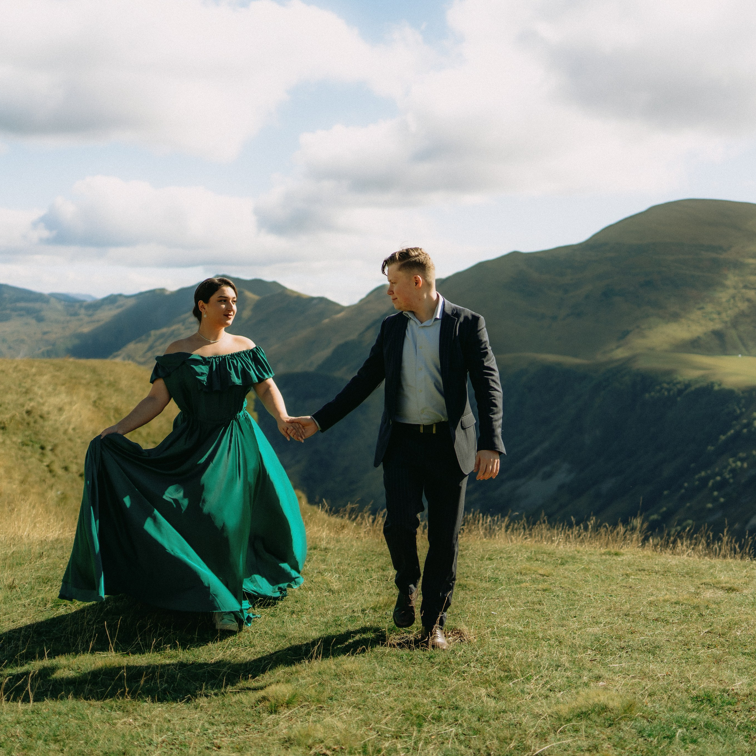 Mountain High. Lifestyle and wedding photographer in Dubai Valeria Kikvidze