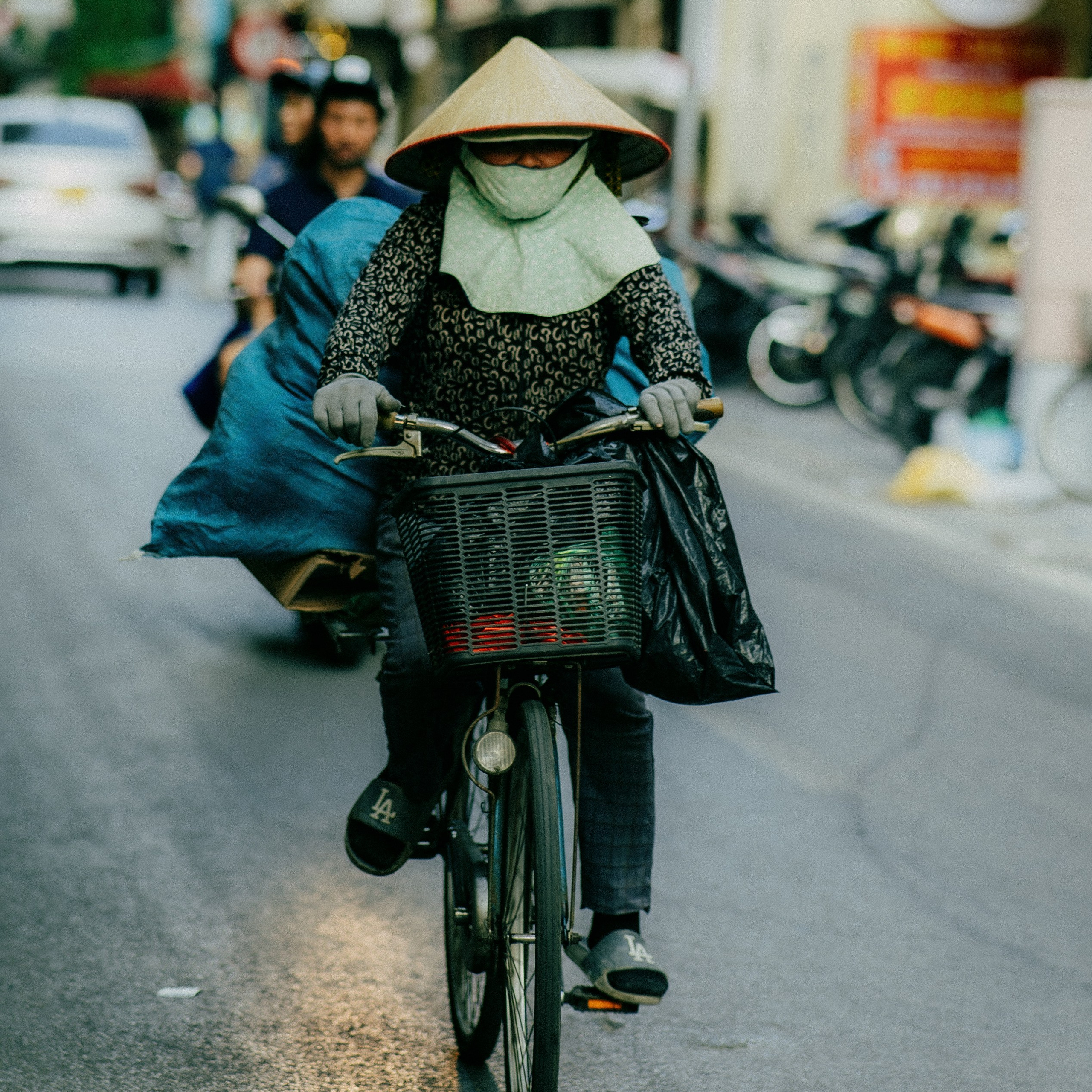 Hanoi. Lifestyle and wedding photographer in Dubai Valeria Kikvidze