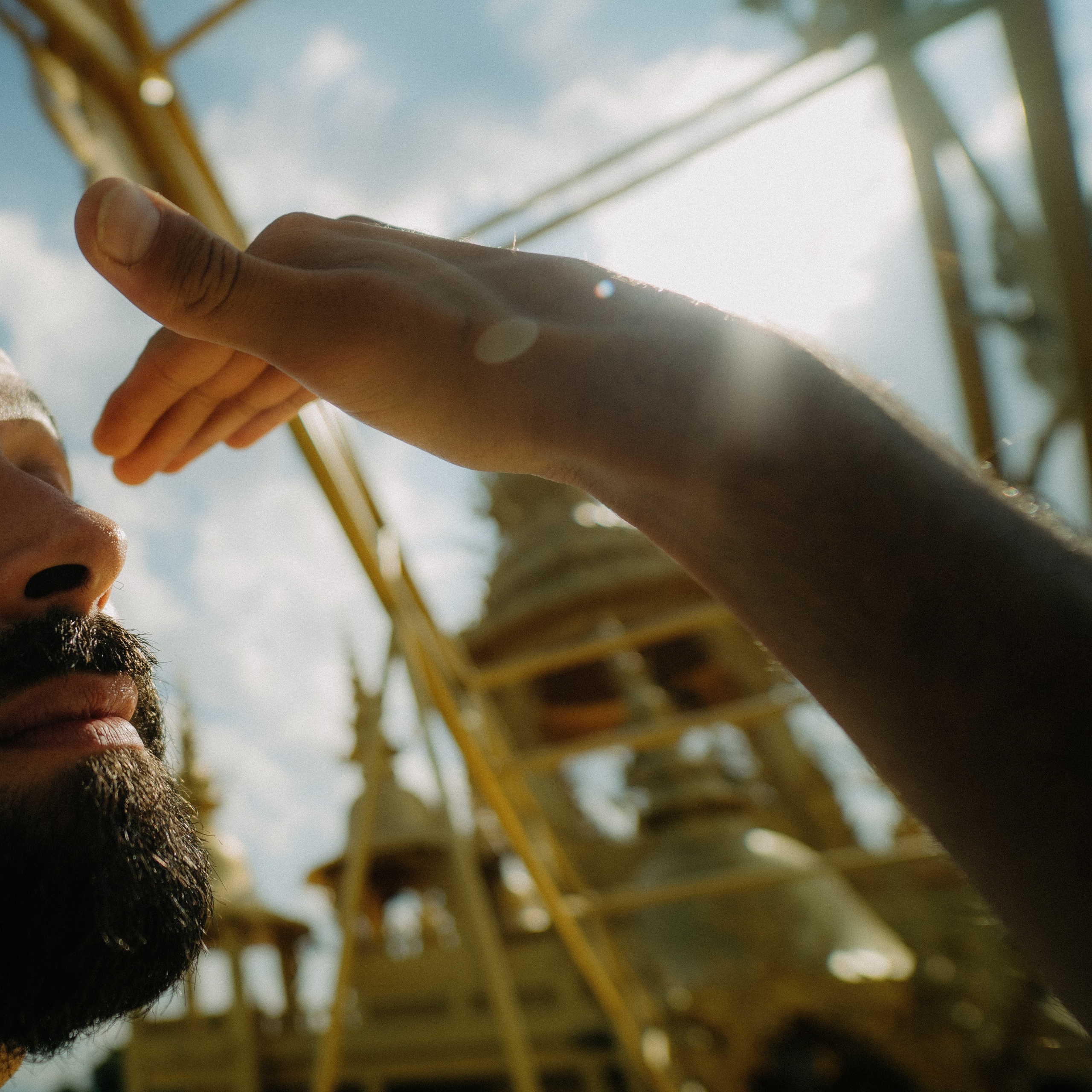 White Temple. Lifestyle and wedding photographer in Dubai Valeria Kikvidze
