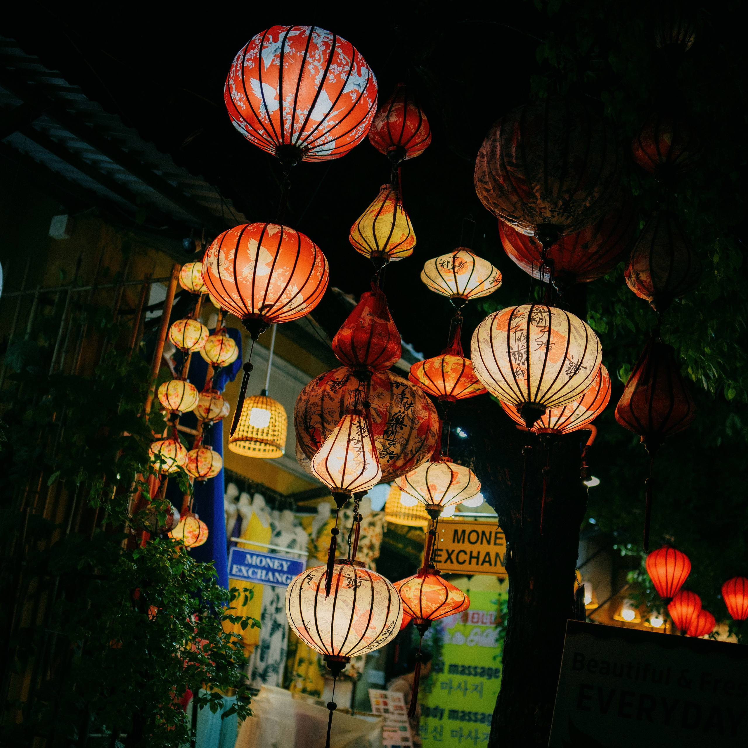 Hoi An. Lifestyle and wedding photographer in Dubai Valeria Kikvidze