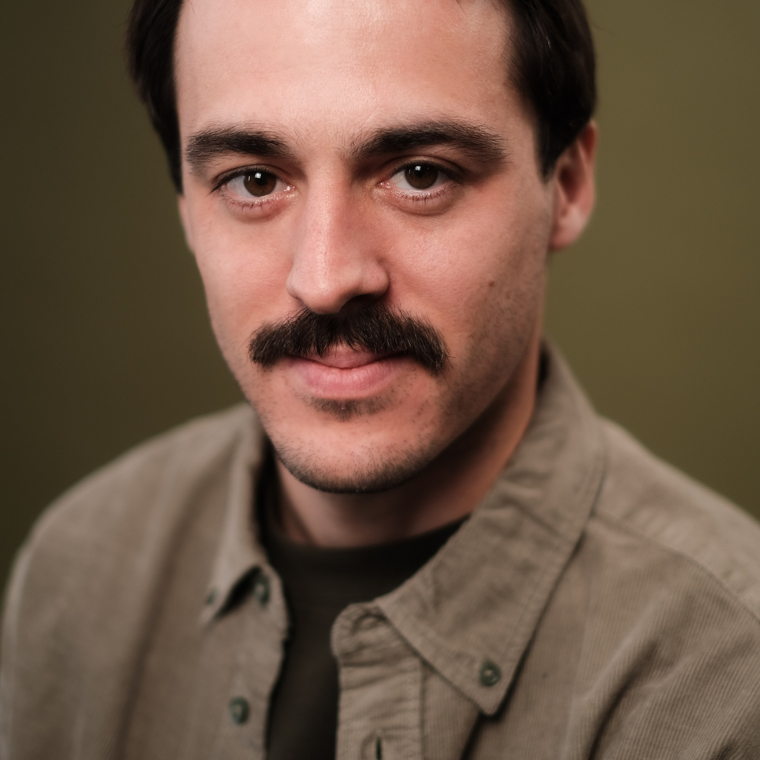 Reviews. Acting Photography