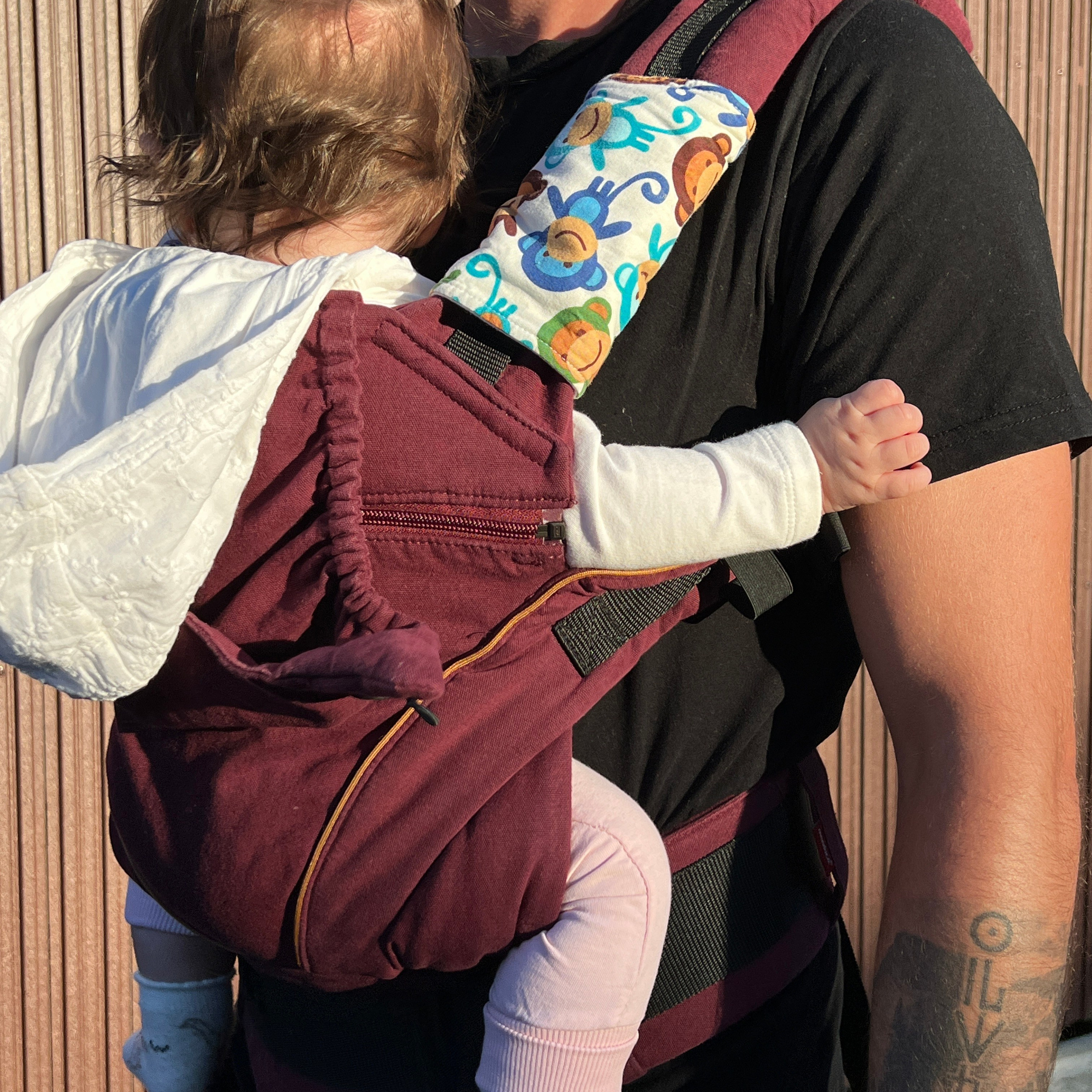 Mărturii și Experiențe ale Părinților | Mădălina Beda. Madalina Beda- Artist vizual, fotograf, doula la nastere, consultant babywearing Brasov si in toata tara