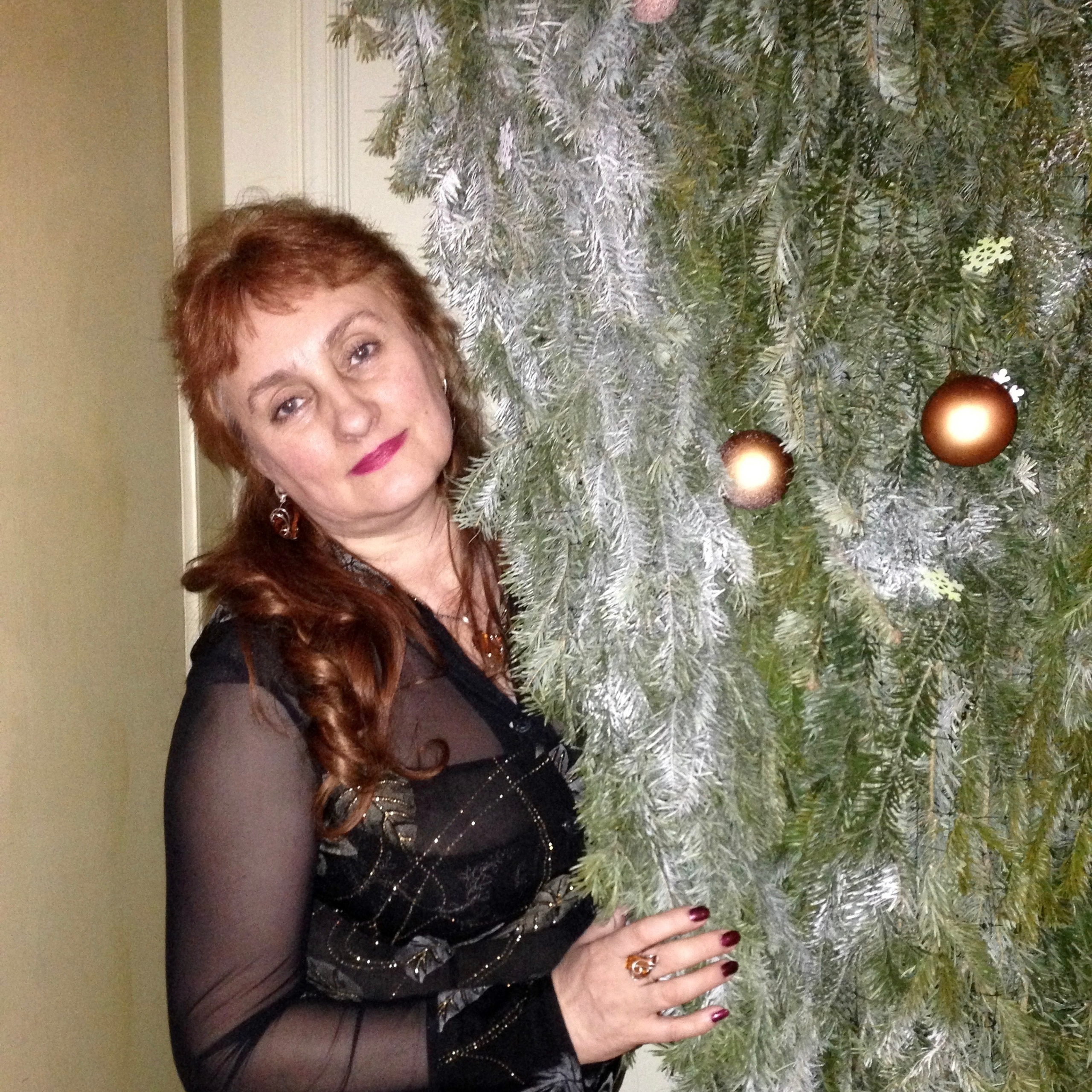 Reviews. Elena Kukhareva